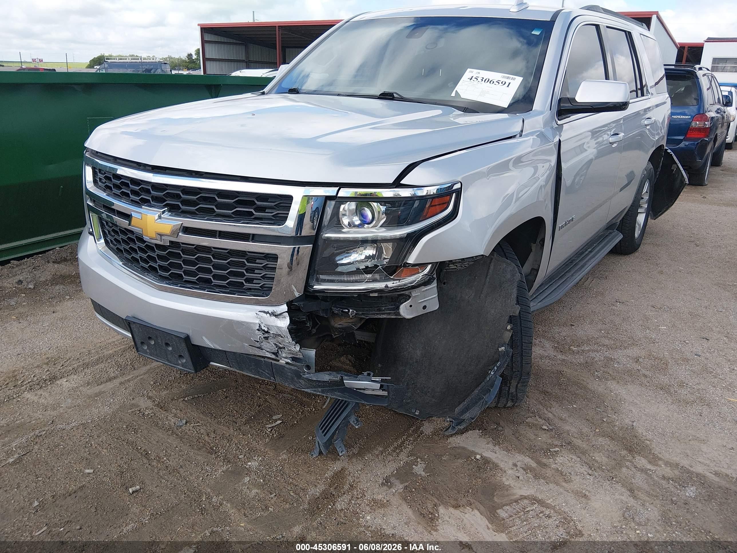 2015 Chevrolet Tahoe Ls White vin: 1GNSKAKC3FR508393