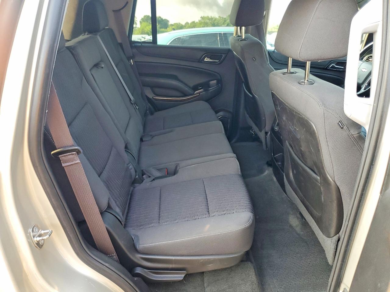 2015 Chevrolet Tahoe K1500 Ls Tan vin: 1GNSKAKC5FR110490