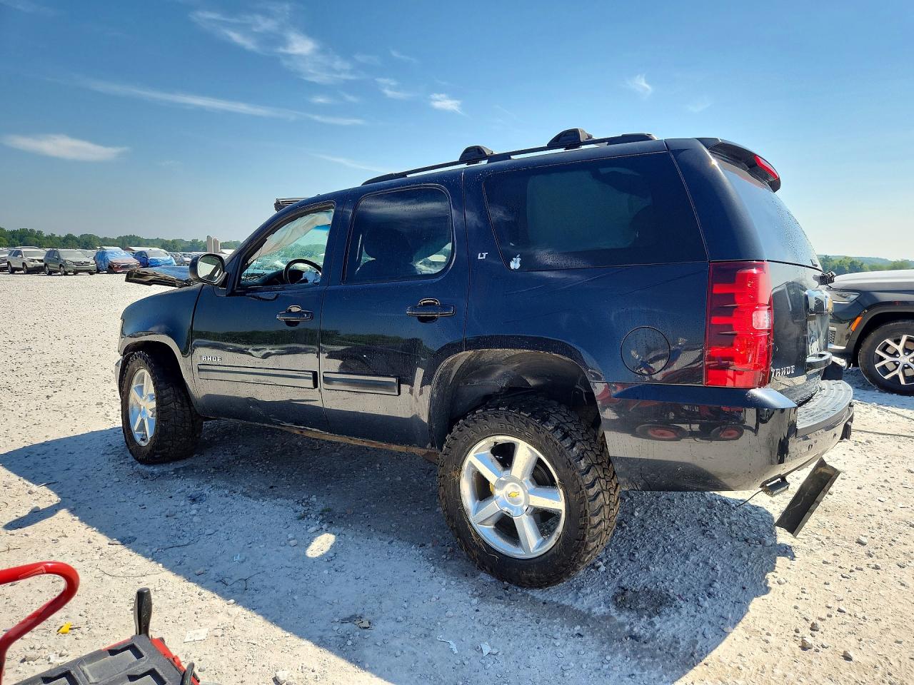 2011 Chevrolet Tahoe K1500 Lt Black vin: 1GNSKBE01BR367678