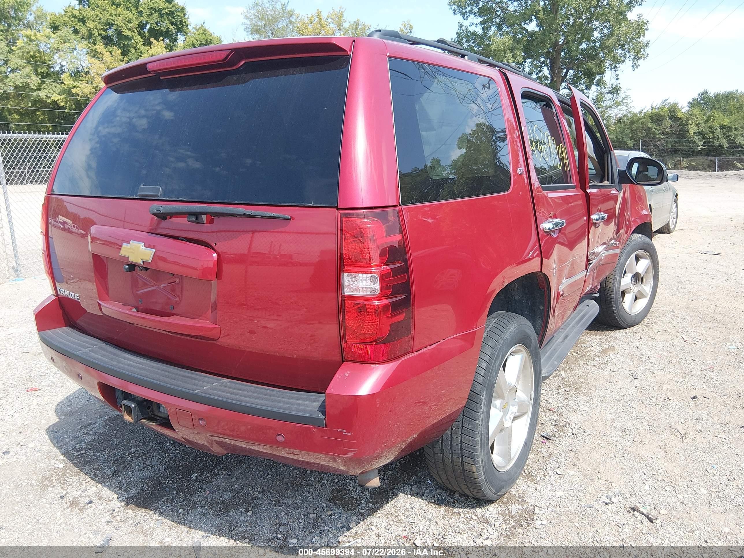 2013 Chevrolet Tahoe Lt Красный vin: 1GNSKBE01DR277353