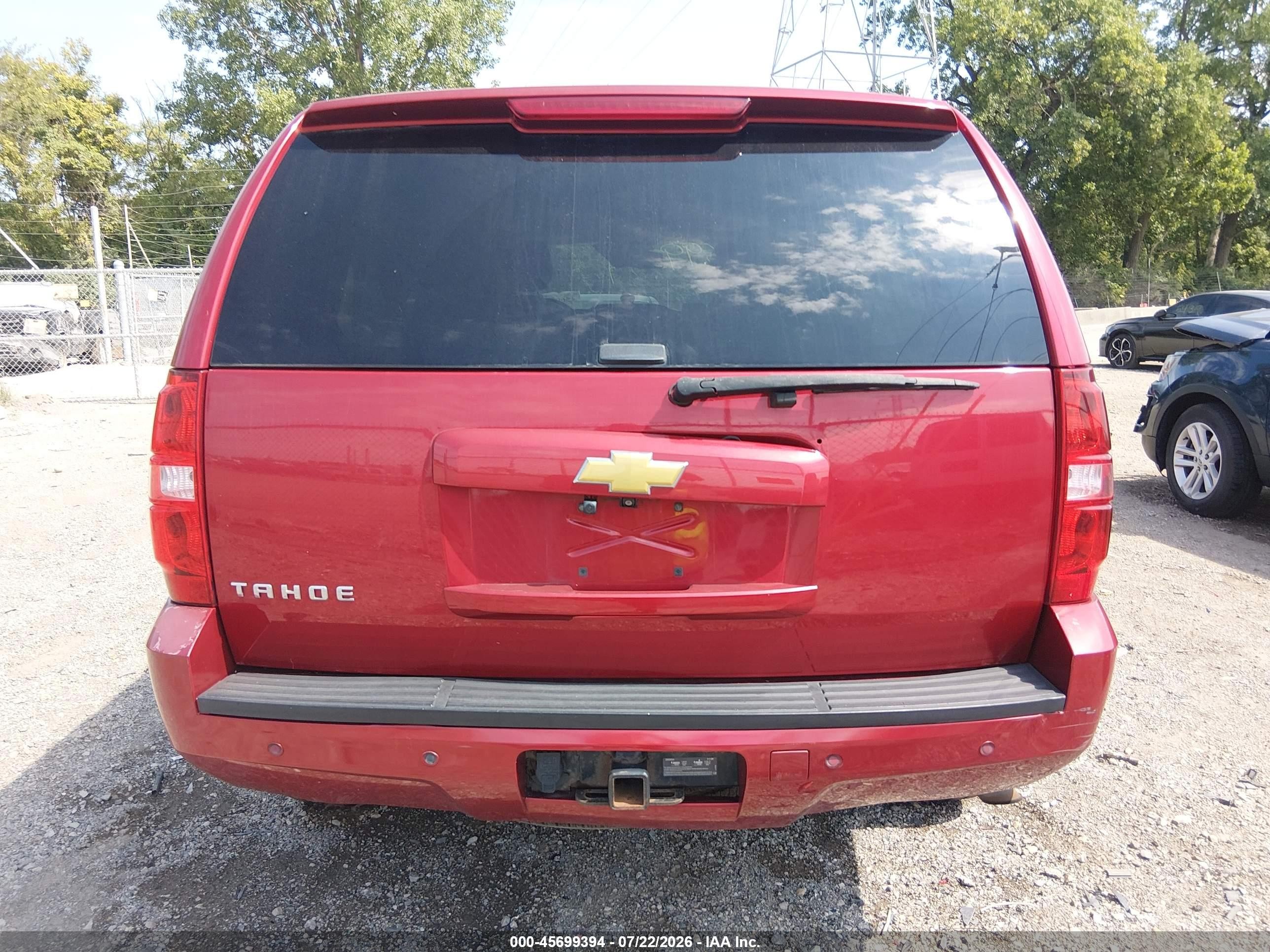 2013 Chevrolet Tahoe Lt Красный vin: 1GNSKBE01DR277353