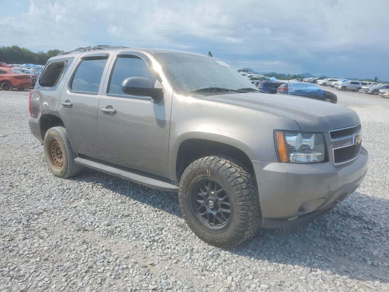 2013 Chevrolet Tahoe K1500 Lt Gray vin: 1GNSKBE01DR296985