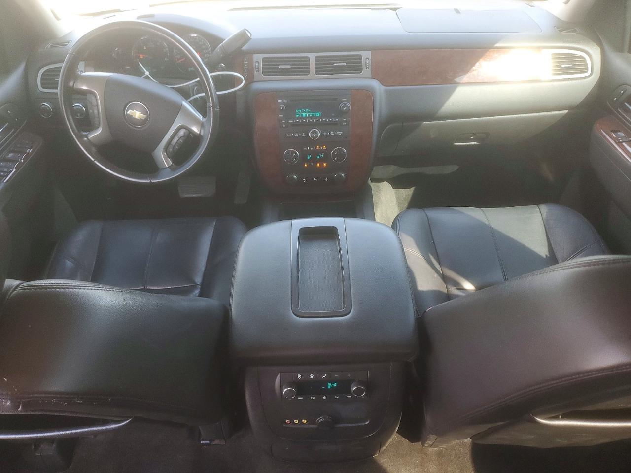 2013 Chevrolet Tahoe K1500 Lt Gray vin: 1GNSKBE01DR296985