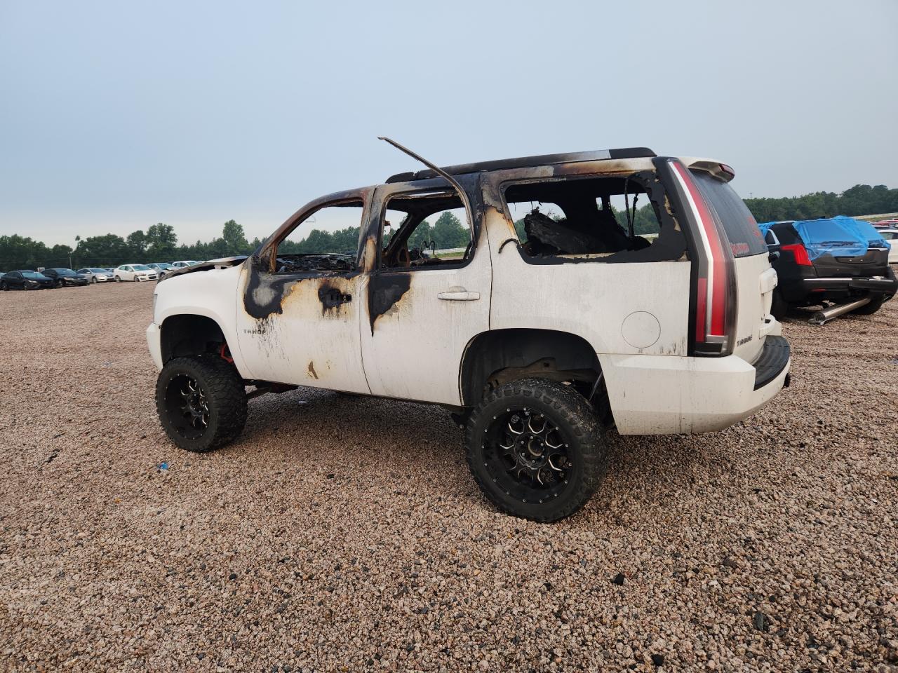 2013 Chevrolet Tahoe K1500 Lt White vin: 1GNSKBE01DR313882