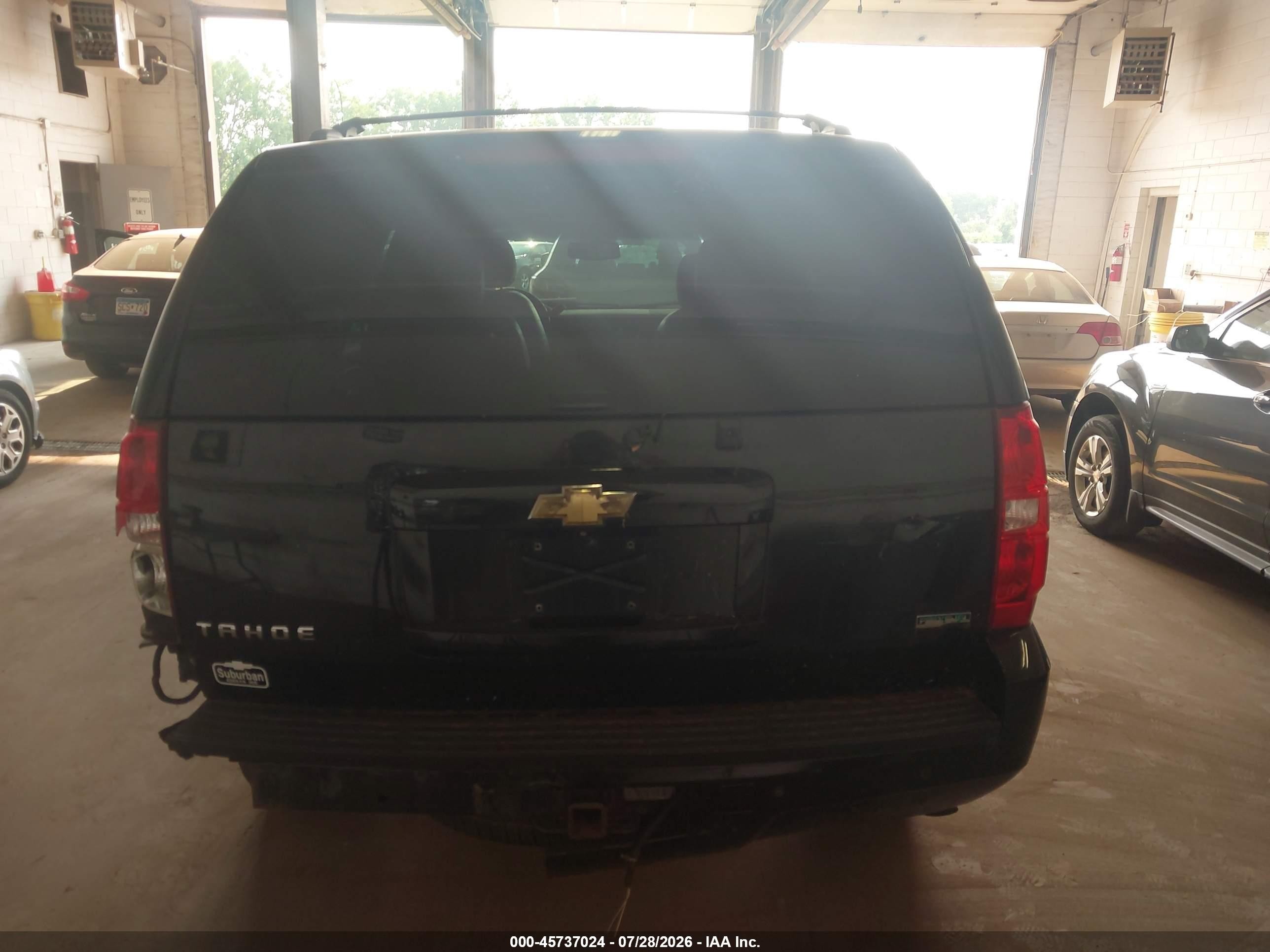 2011 Chevrolet Tahoe Lt Черный vin: 1GNSKBE02BR286236