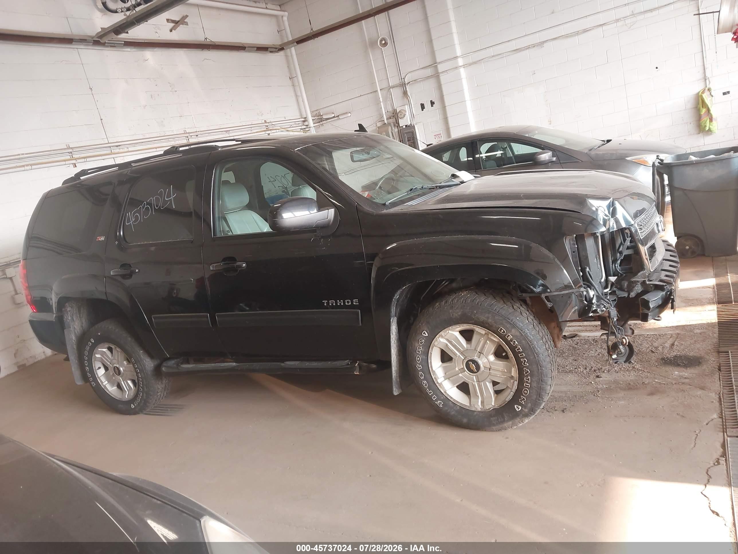 2011 Chevrolet Tahoe Lt Черный vin: 1GNSKBE02BR286236