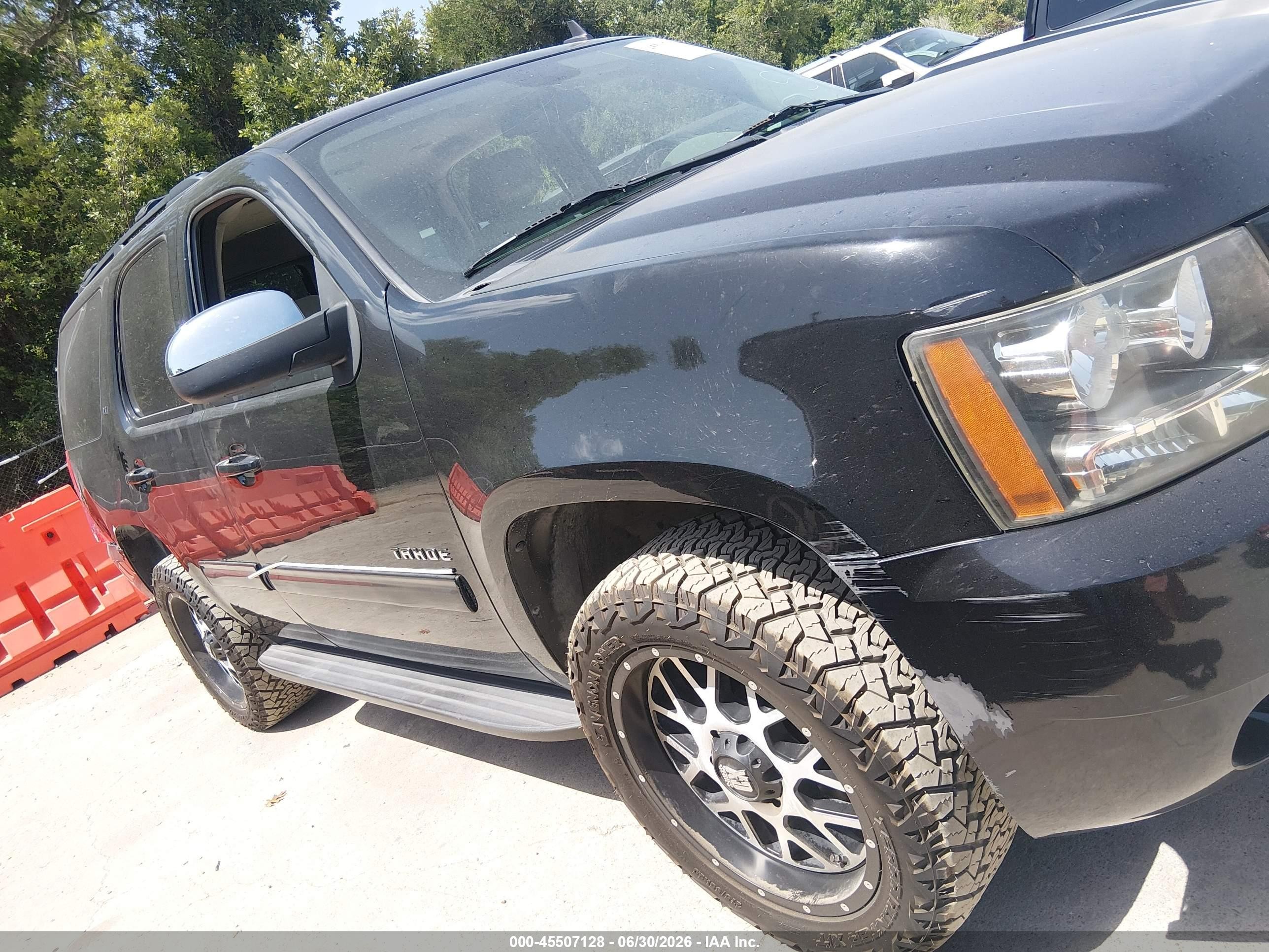 2012 Chevrolet Tahoe Lt Black vin: 1GNSKBE02CR129081