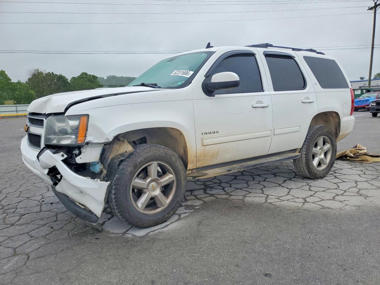 2013 Chevrolet Tahoe K1500 Lt White vin: 1GNSKBE02DR203732
