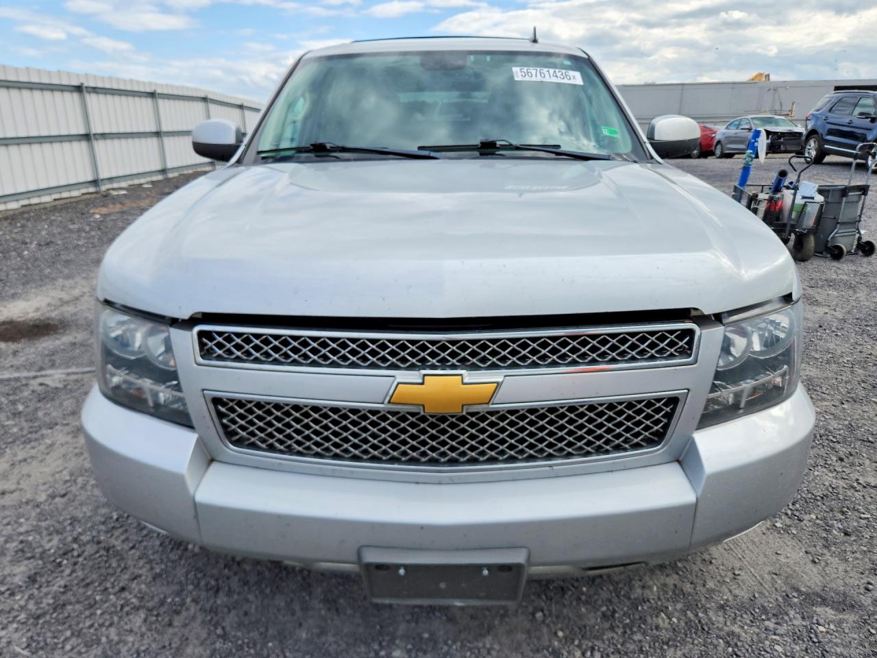 2014 Chevrolet Tahoe K1500 Lt Silver vin: 1GNSKBE02ER104510
