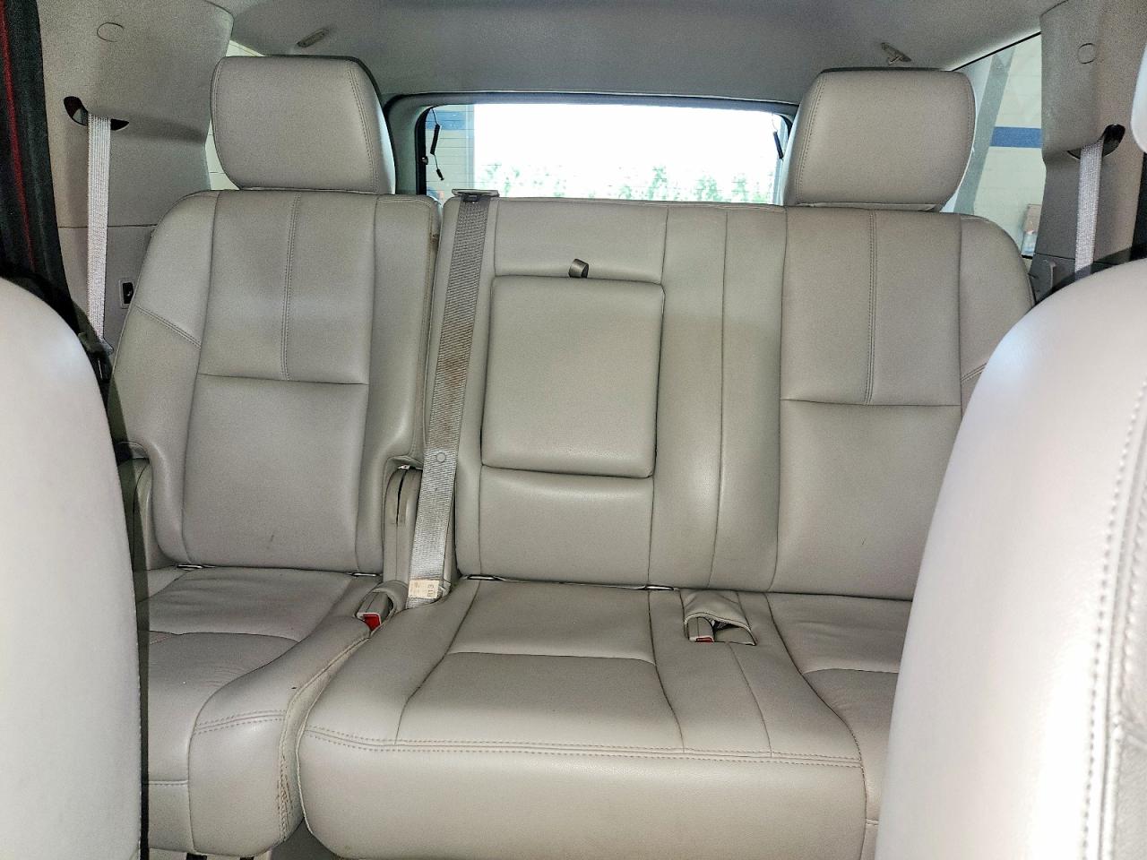 2014 Chevrolet Tahoe K1500 Lt Burgundy vin: 1GNSKBE02ER196878