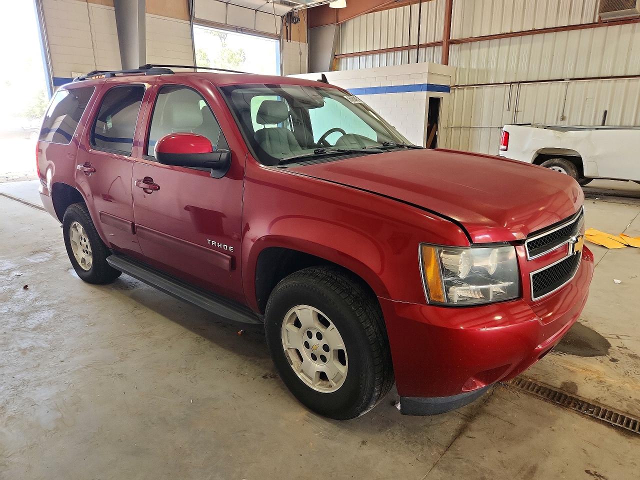 2014 Chevrolet Tahoe K1500 Lt Burgundy vin: 1GNSKBE02ER196878