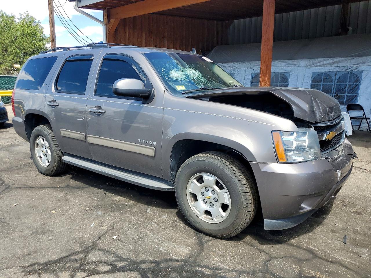 2013 Chevrolet Tahoe K1500 Lt Gray vin: 1GNSKBE03DR135764