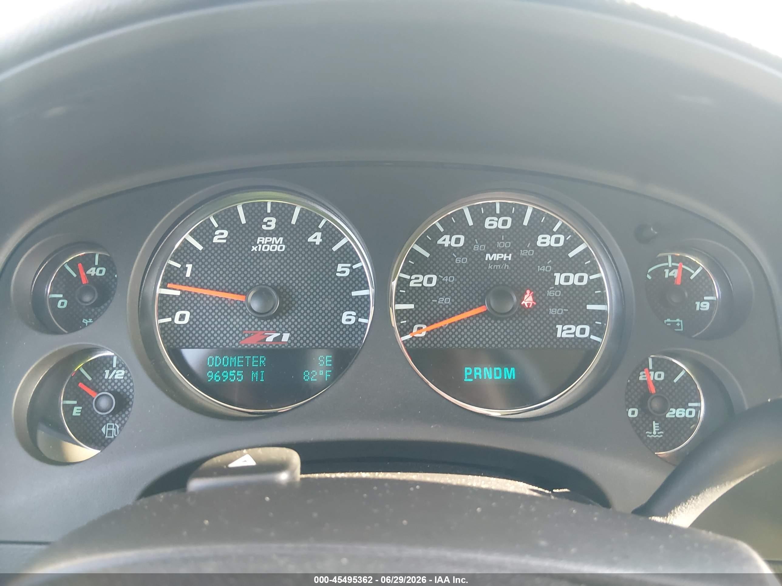2014 Chevrolet Tahoe Lt Red vin: 1GNSKBE03ER177725