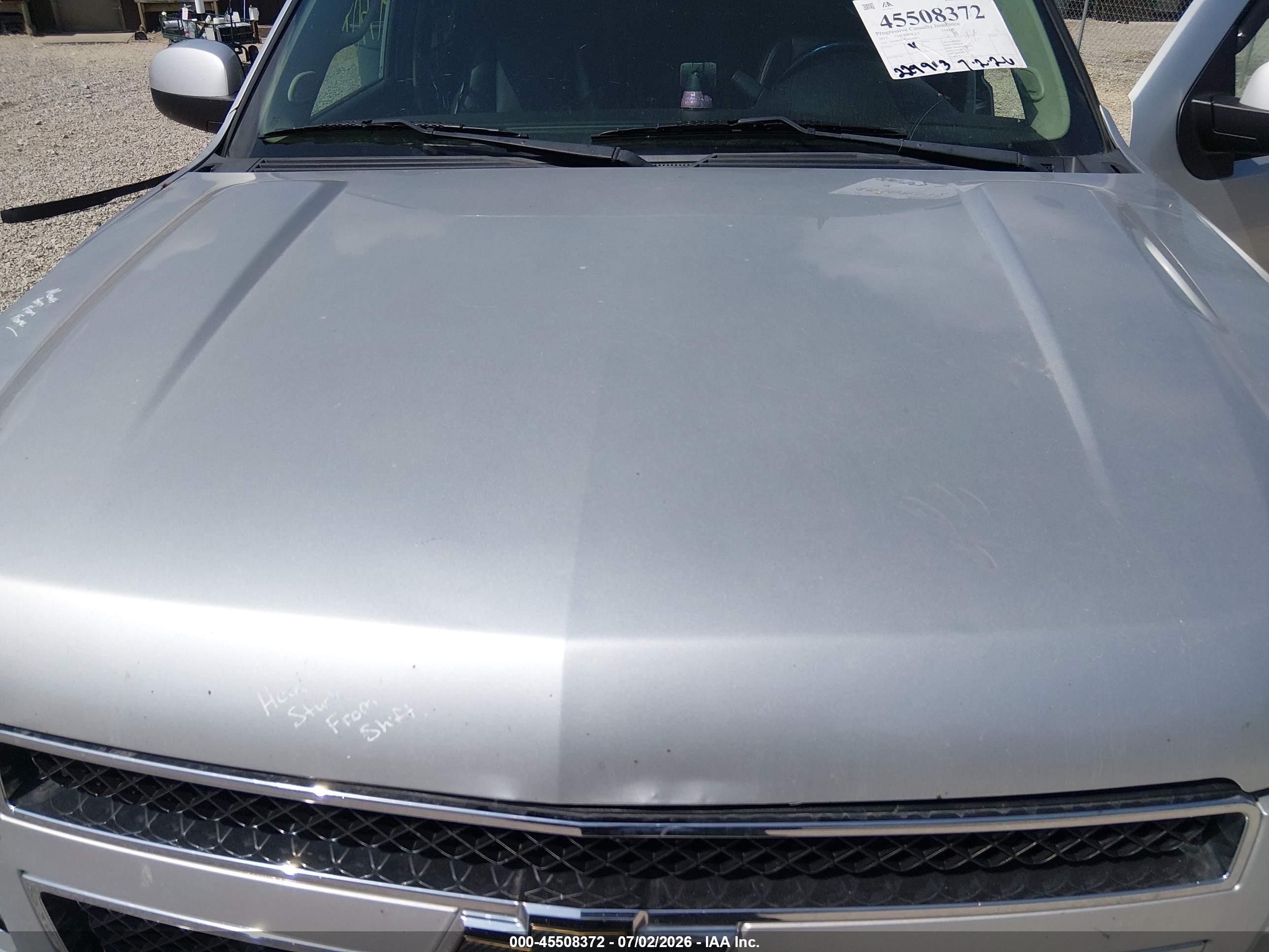 2013 Chevrolet Tahoe Lt Silver vin: 1GNSKBE05DR149813