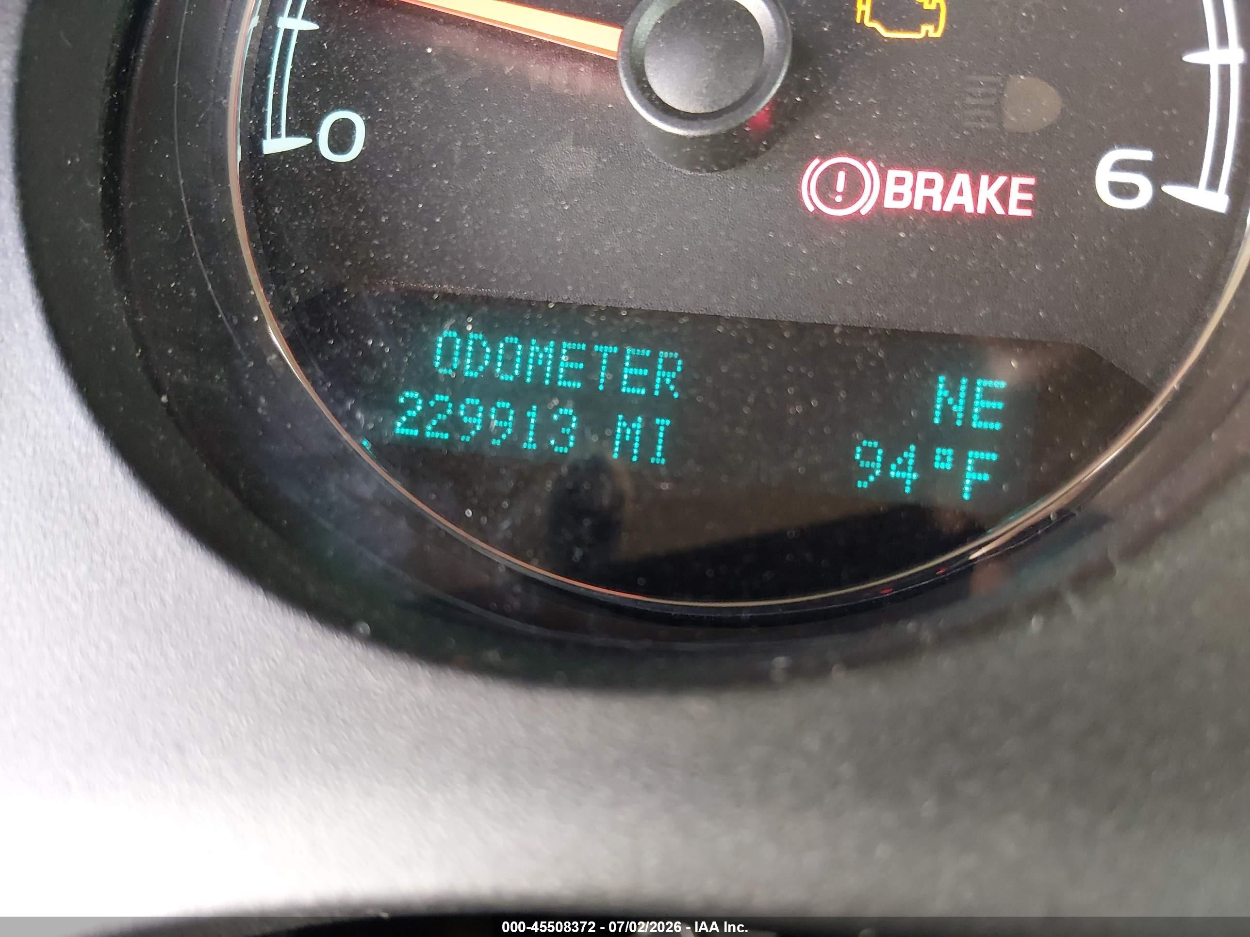 2013 Chevrolet Tahoe Lt Silver vin: 1GNSKBE05DR149813