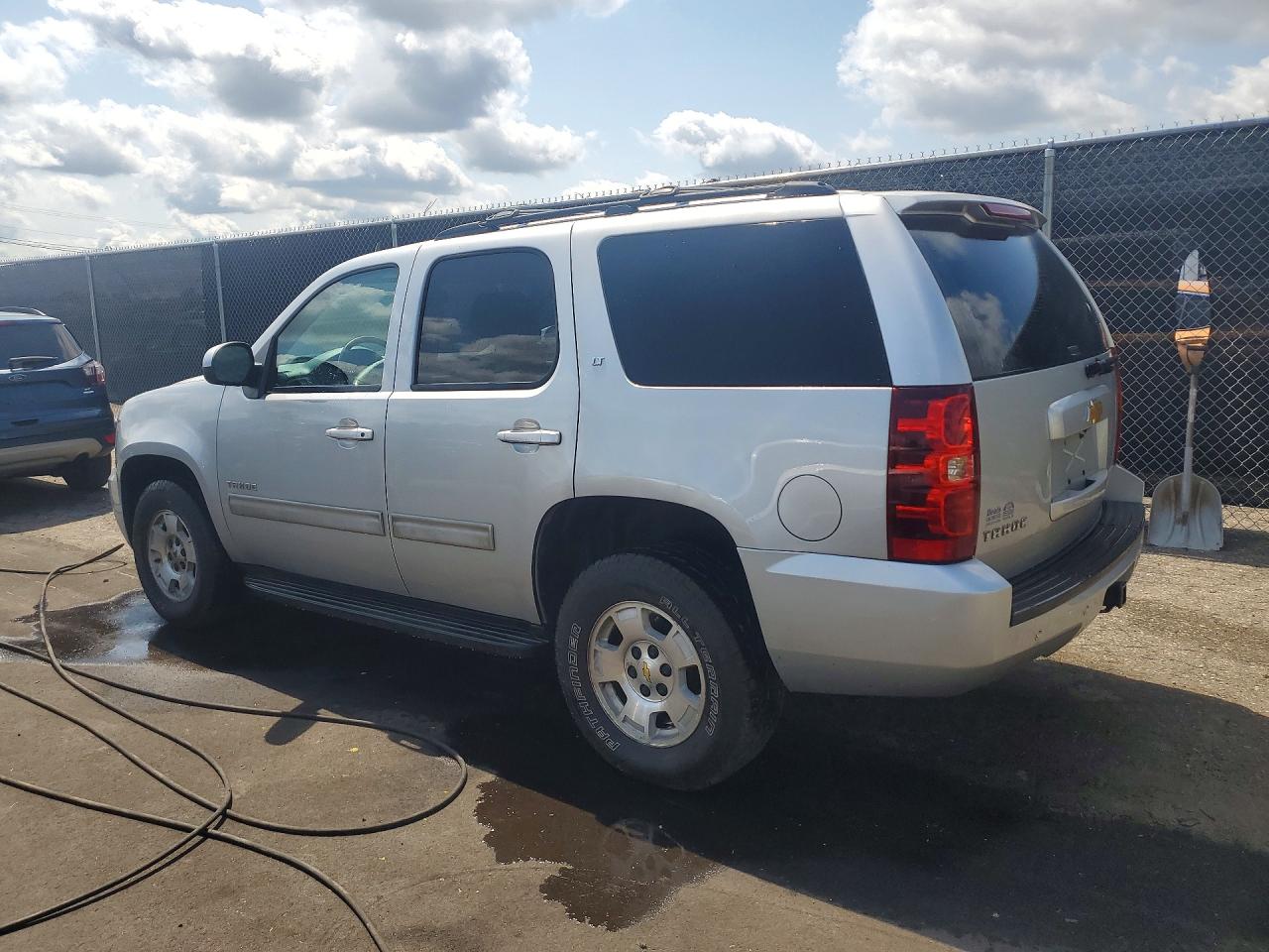 2013 Chevrolet Tahoe K1500 Lt Silver vin: 1GNSKBE05DR170435