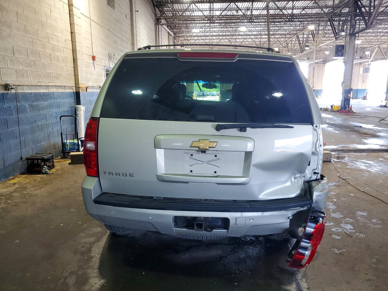 2013 Chevrolet Tahoe K1500 Lt Бежевый vin: 1GNSKBE05DR342771