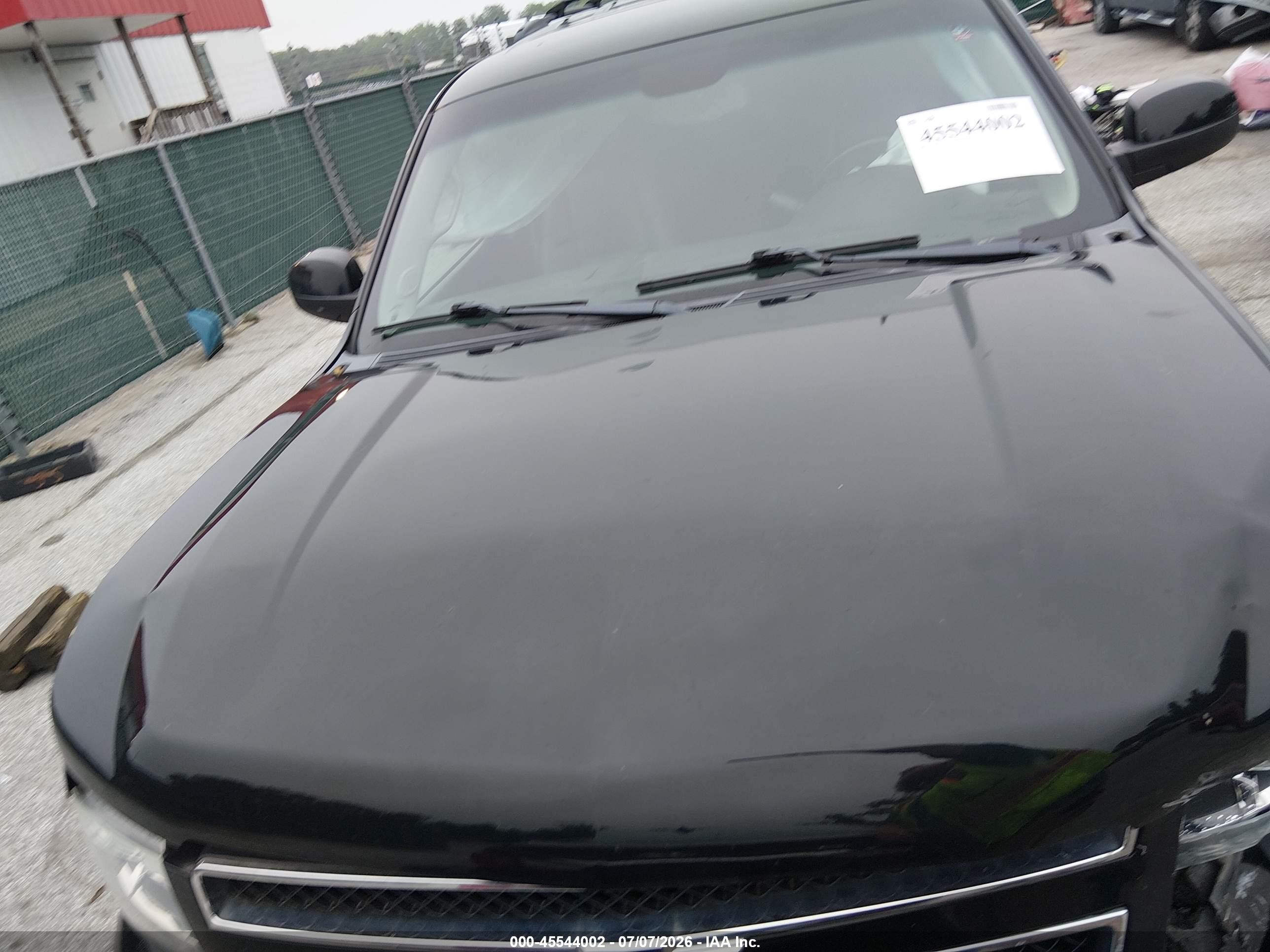 2013 Chevrolet Tahoe Lt Черный vin: 1GNSKBE05DR351289