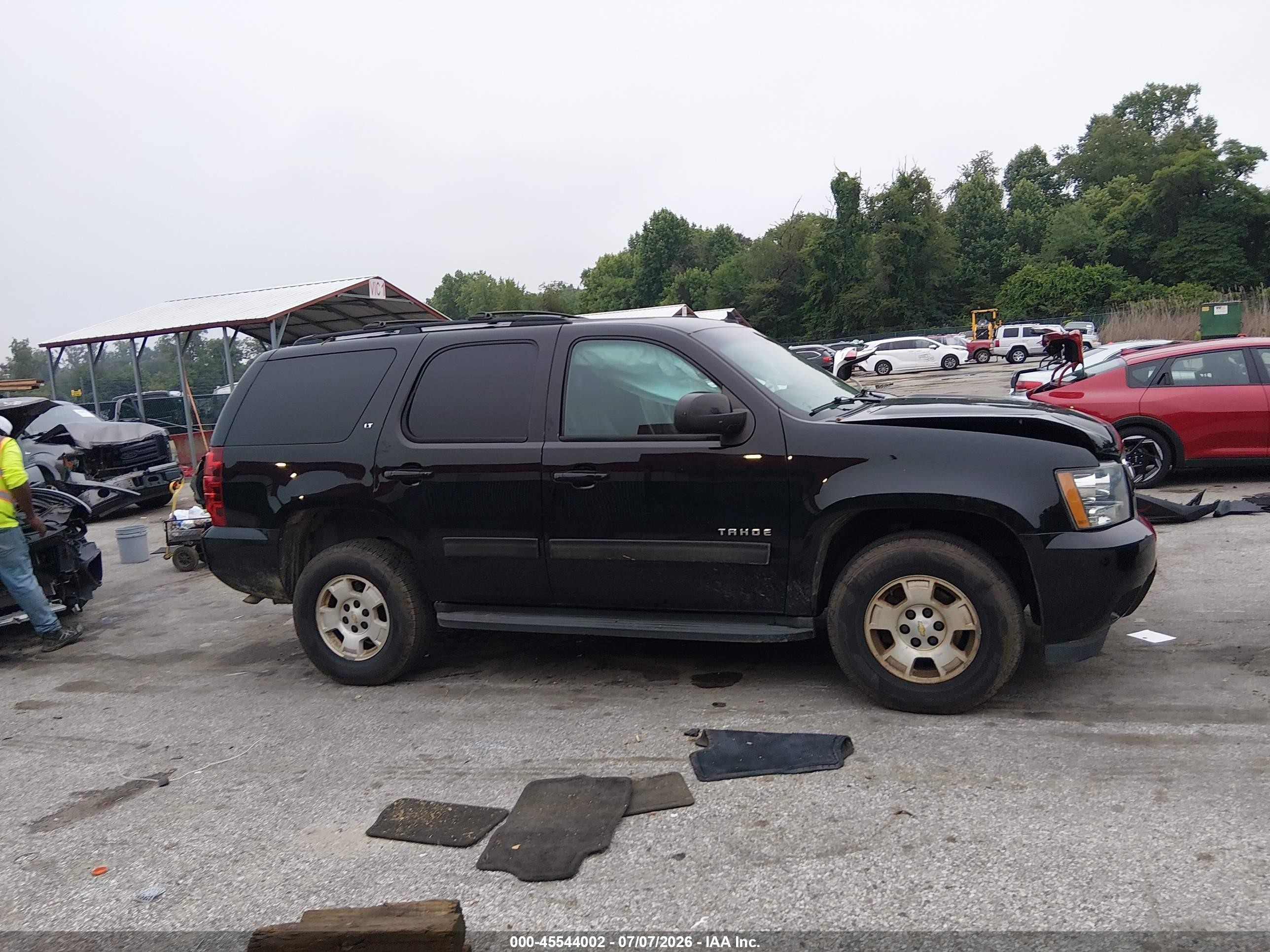 2013 Chevrolet Tahoe Lt Черный vin: 1GNSKBE05DR351289