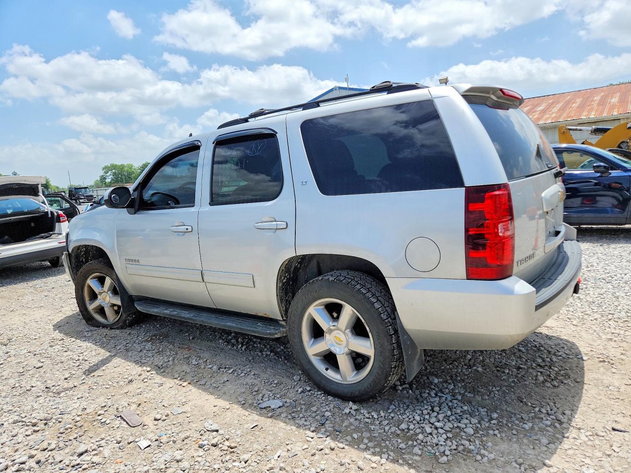2013 Chevrolet Tahoe K1500 Lt White vin: 1GNSKBE06DR246471