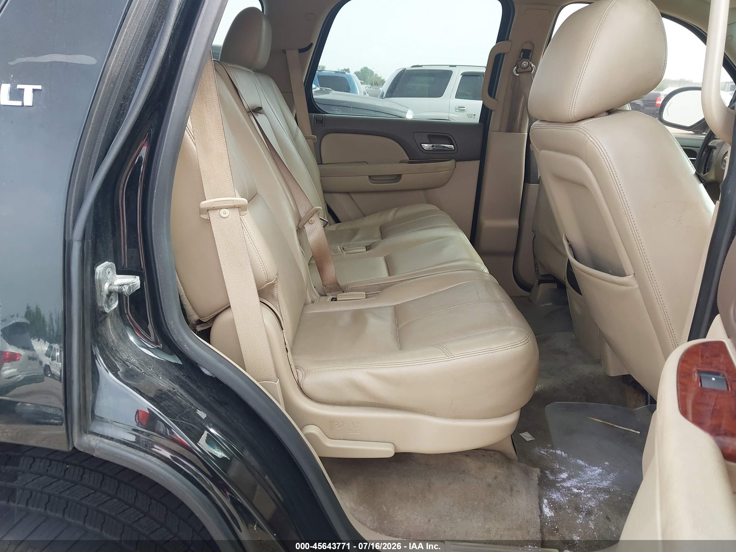2013 Chevrolet Tahoe Lt Black vin: 1GNSKBE06DR256661
