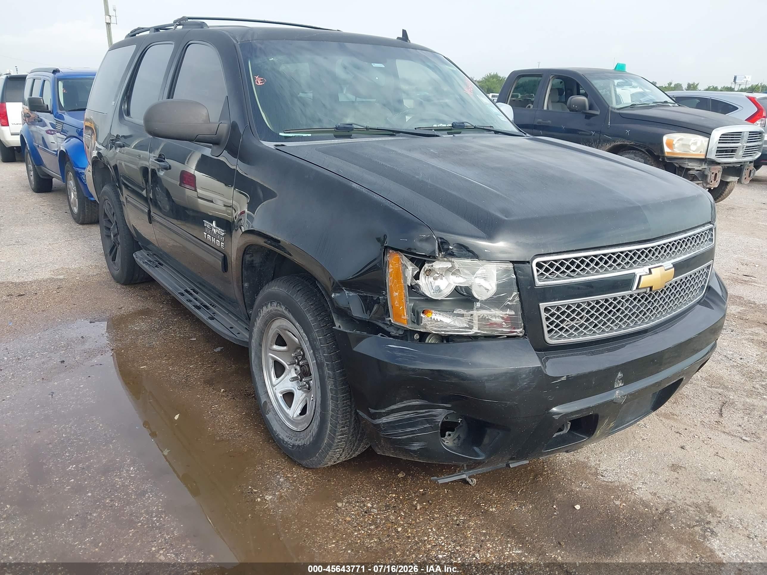 2013 Chevrolet Tahoe Lt Black vin: 1GNSKBE06DR256661