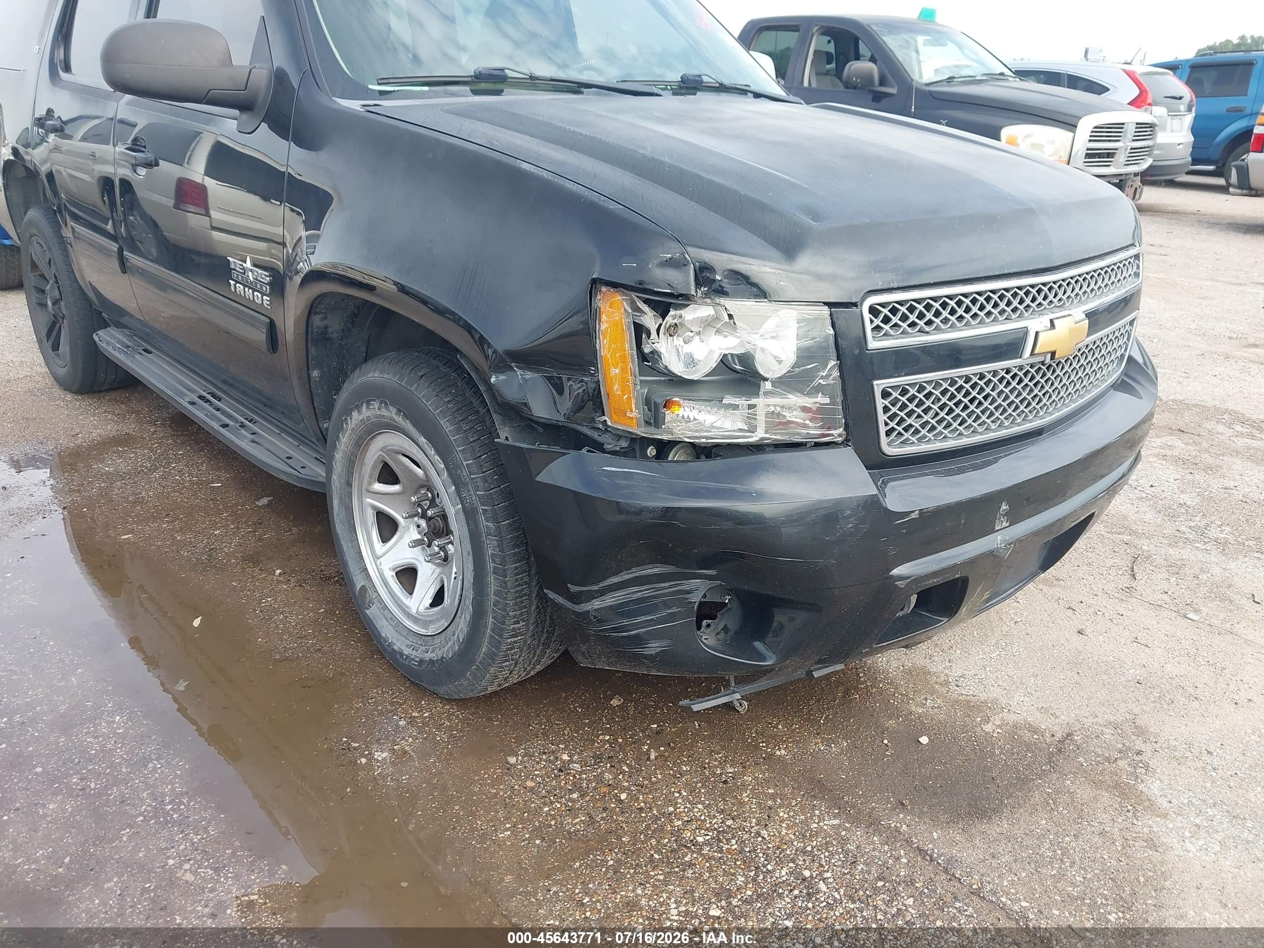 2013 Chevrolet Tahoe Lt Black vin: 1GNSKBE06DR256661