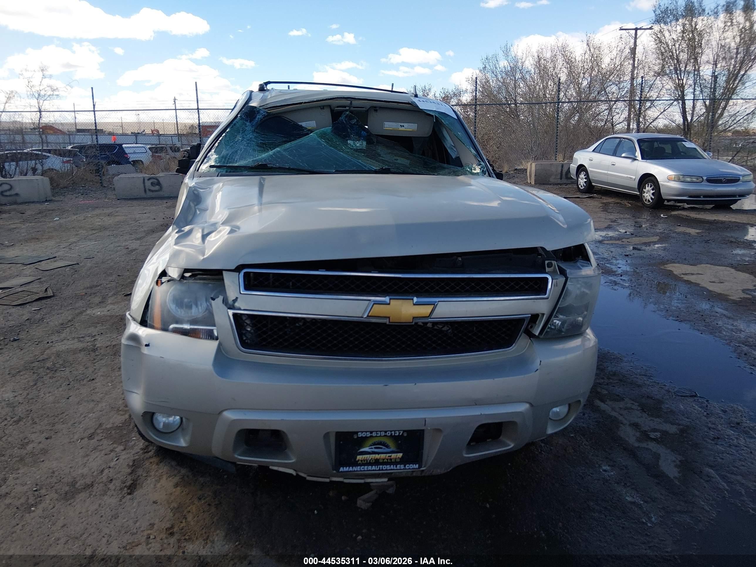2013 Chevrolet Tahoe Lt Tan vin: 1GNSKBE06DR290583