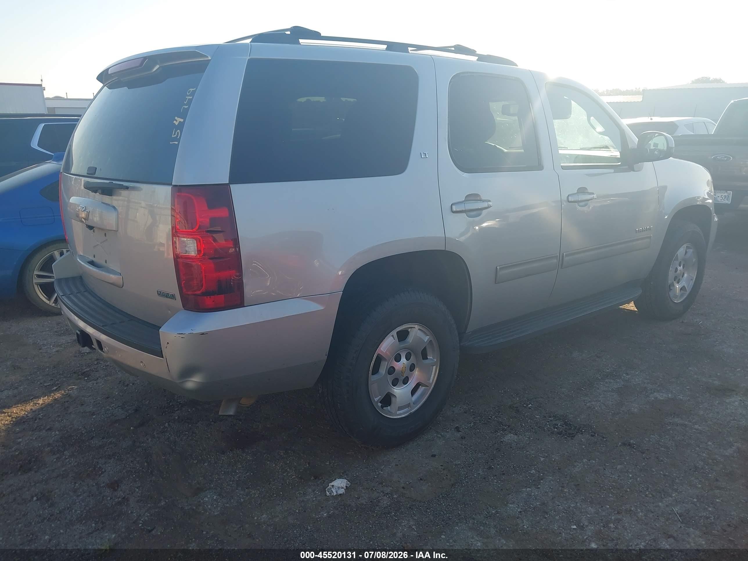 2011 Chevrolet Tahoe Lt Silver vin: 1GNSKBE07BR154749