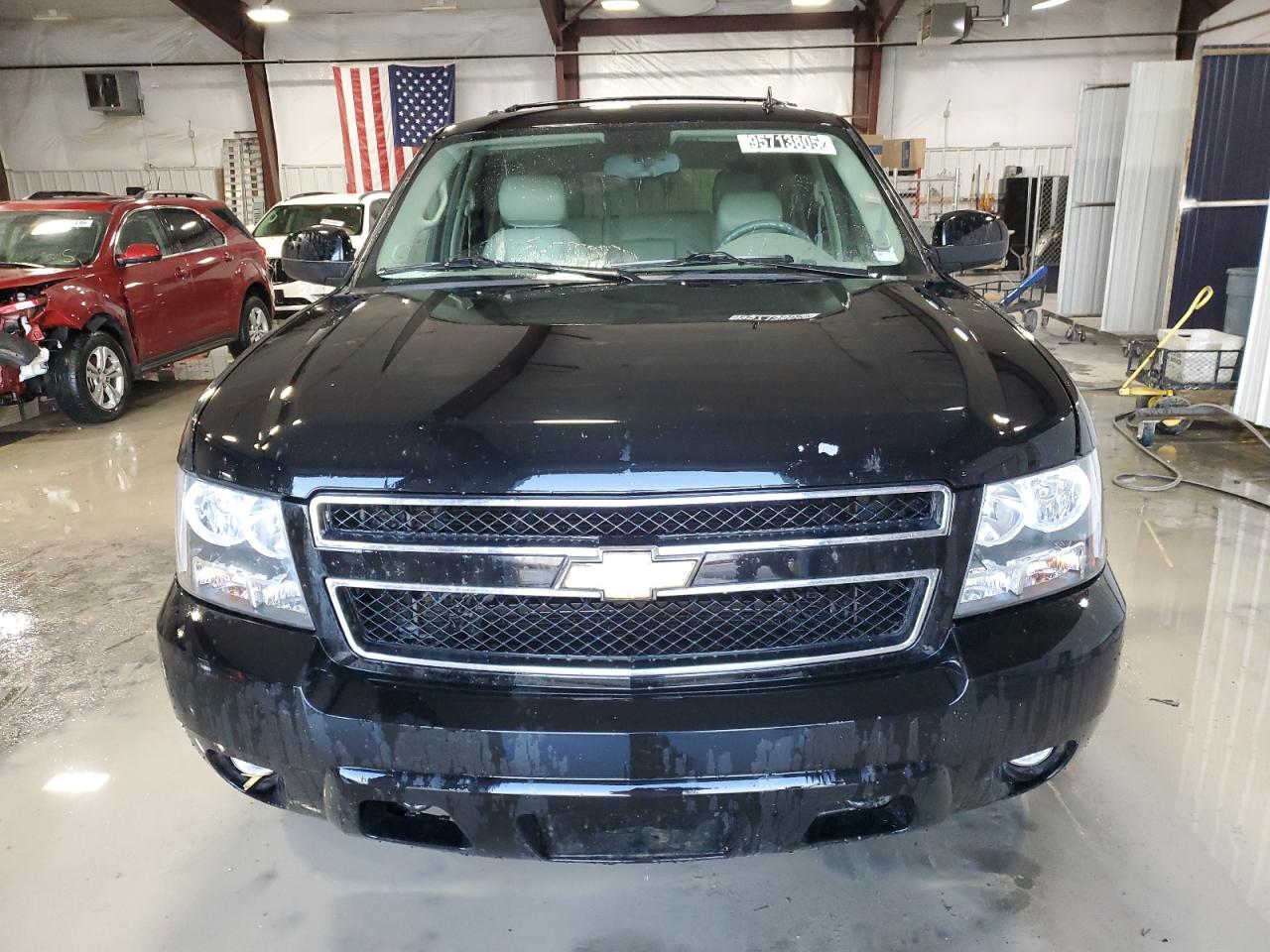 2011 Chevrolet Tahoe K1500 Lt Black vin: 1GNSKBE07BR161426 Damage: Hood, Chipped, 3