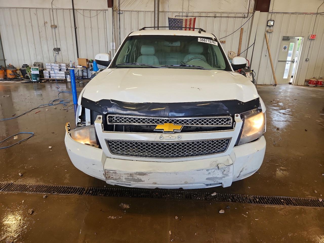 2011 Chevrolet Tahoe K1500 Lt White vin: 1GNSKBE07BR226002