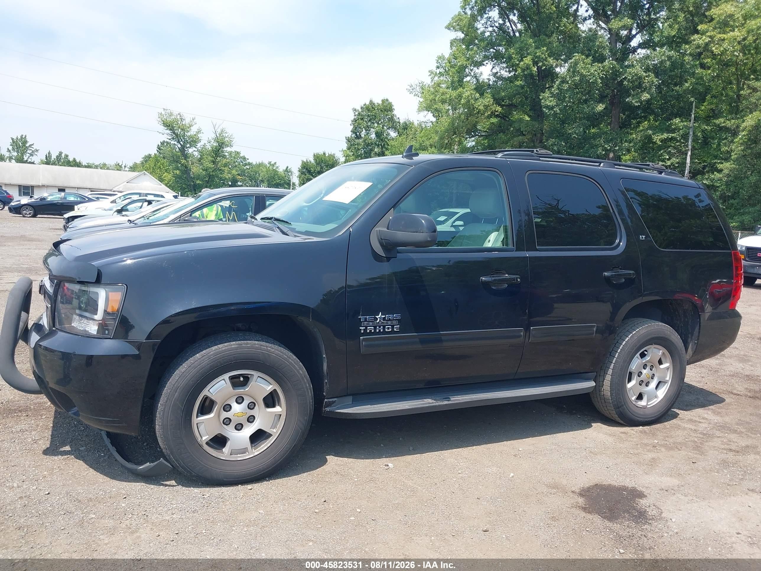 2011 Chevrolet Tahoe Lt Black vin: 1GNSKBE07BR373601