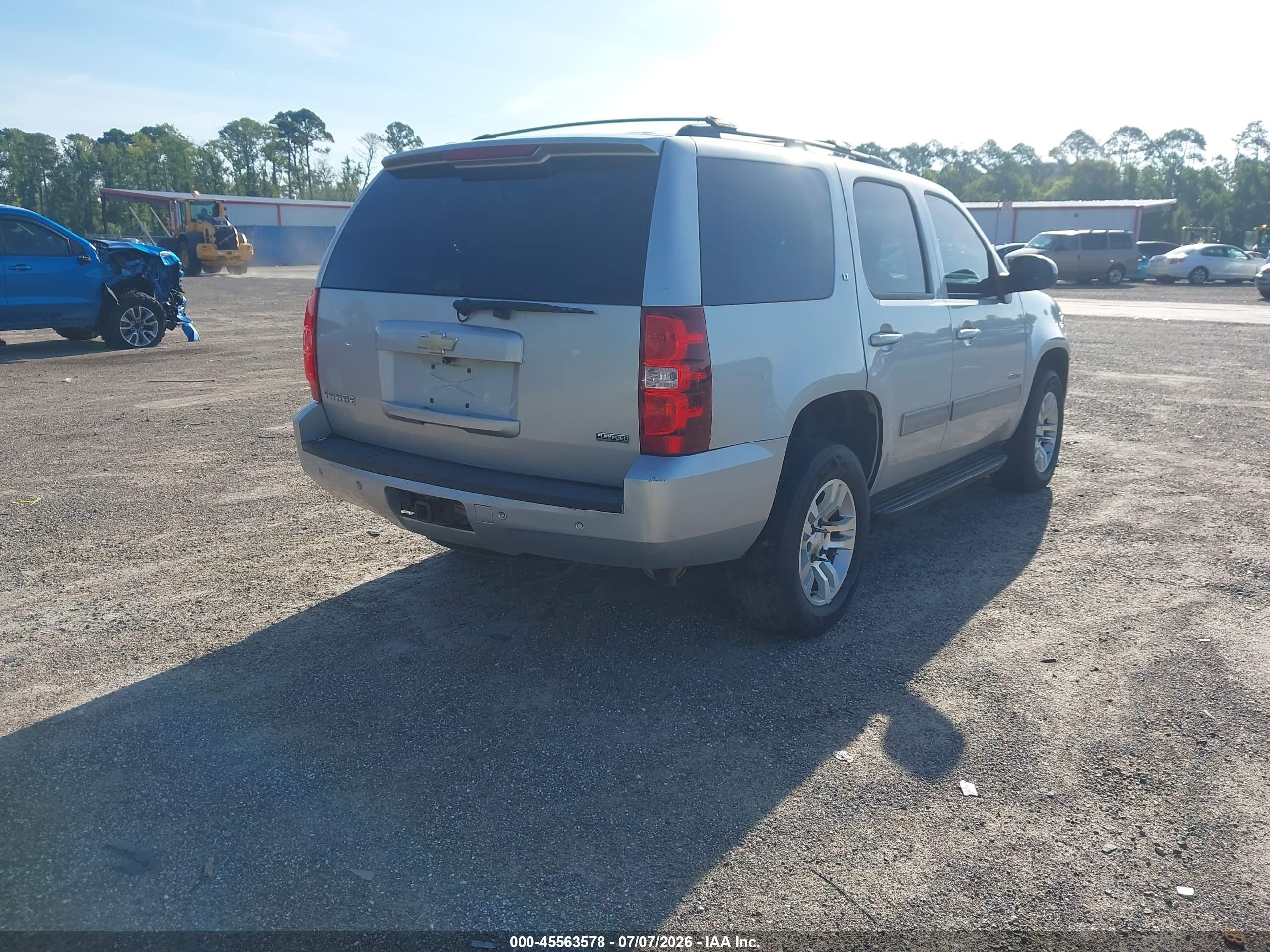 2011 Chevrolet Tahoe Lt Silver vin: 1GNSKBE07BR377258