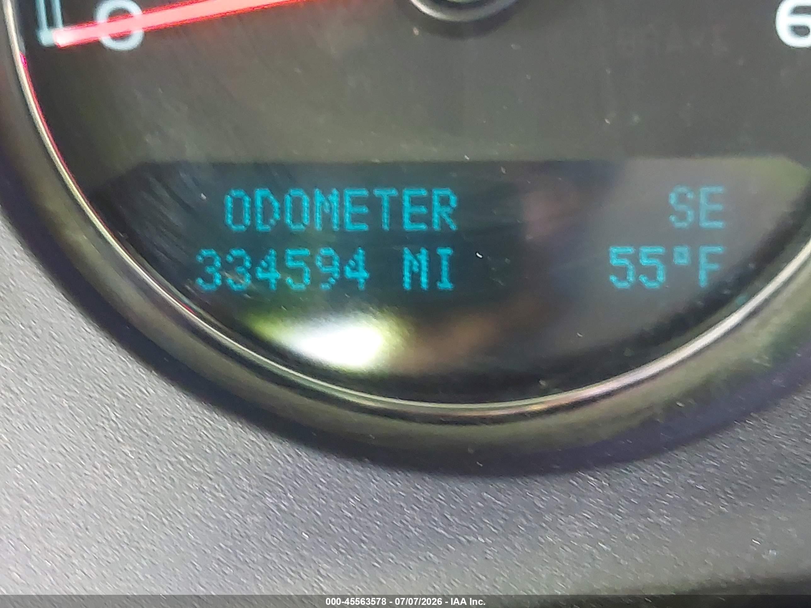 2011 Chevrolet Tahoe Lt Silver vin: 1GNSKBE07BR377258