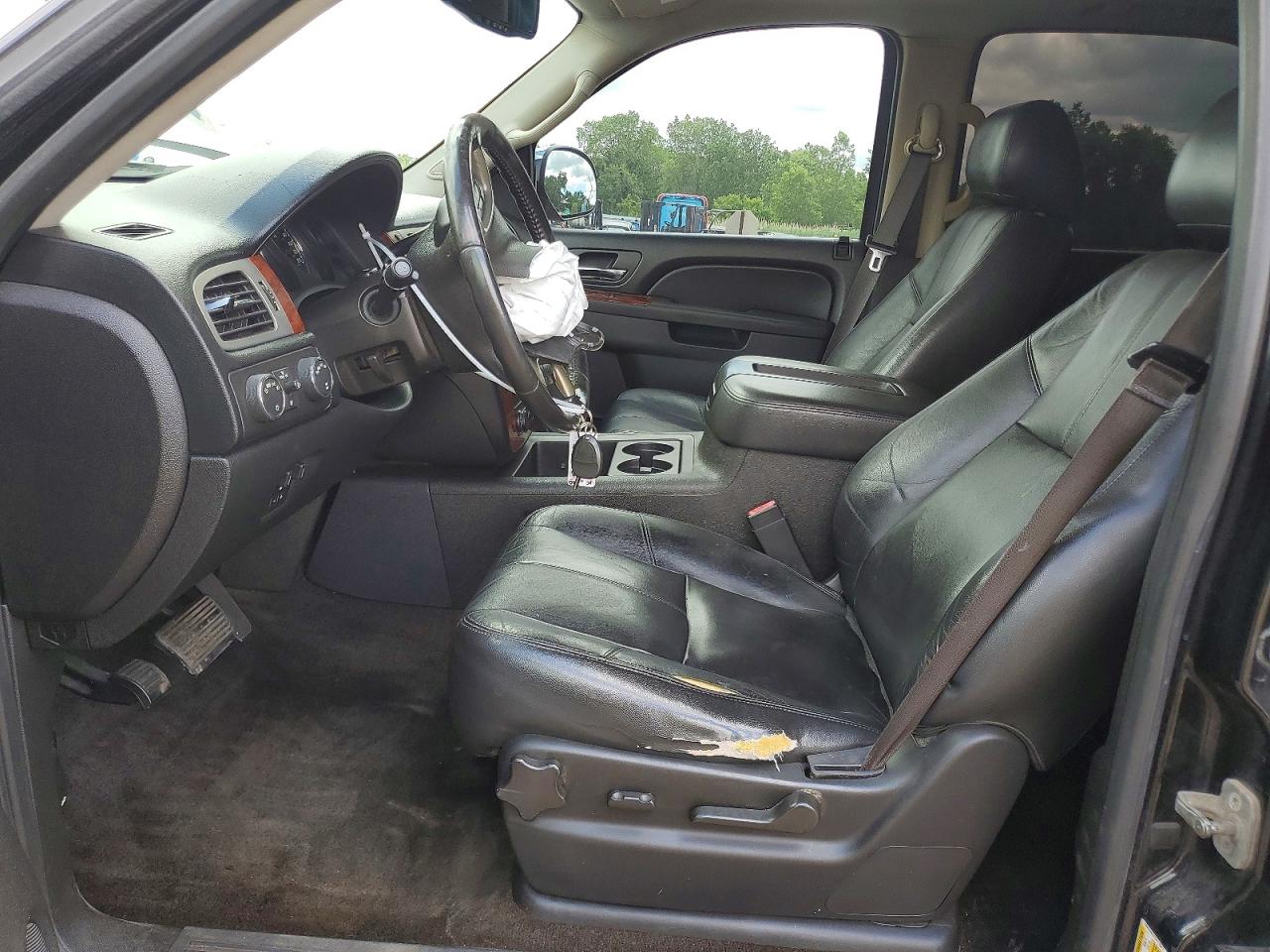 2013 Chevrolet Tahoe K1500 Lt Black vin: 1GNSKBE07DR118417