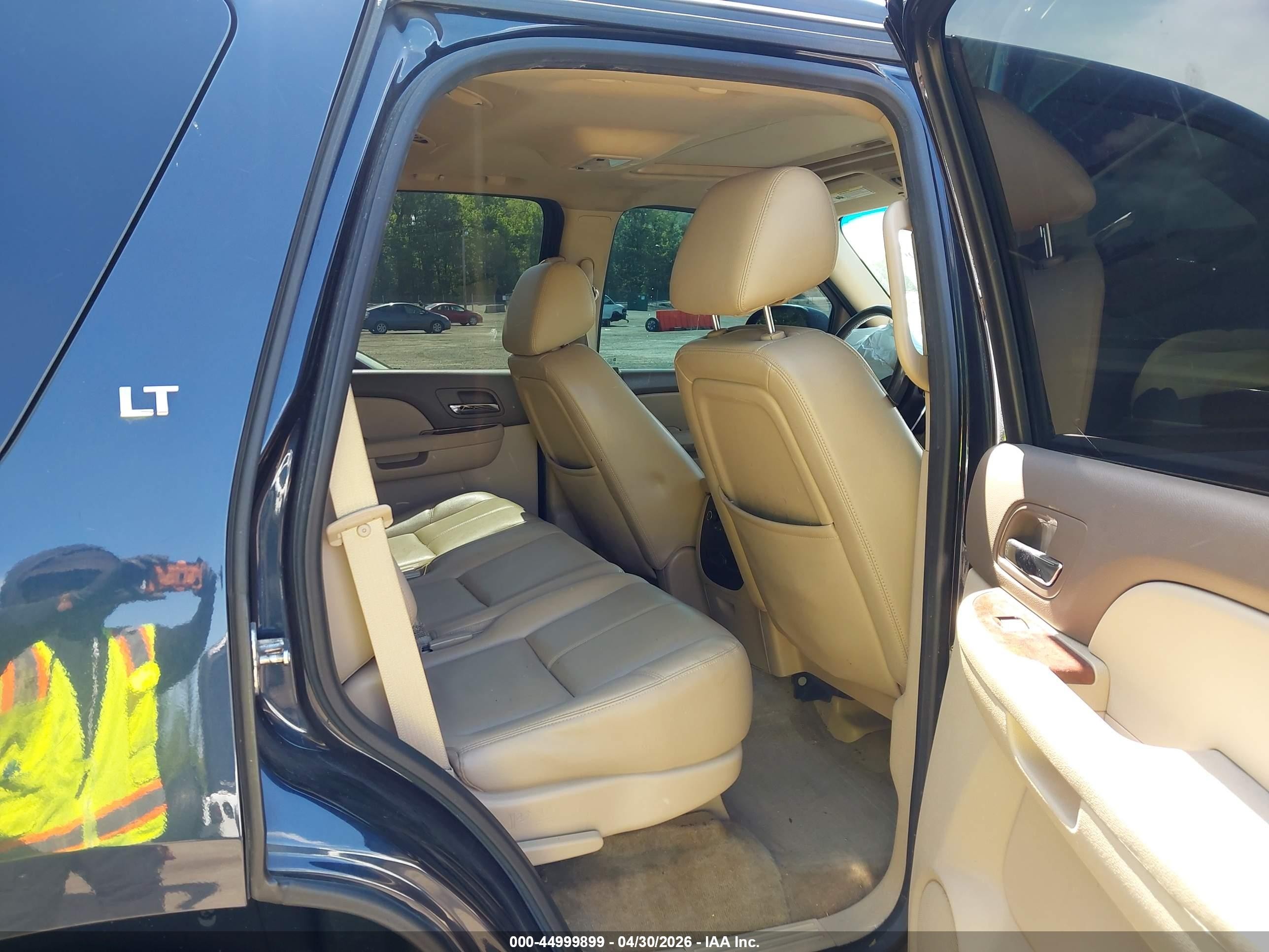 2013 Chevrolet Tahoe Lt Синий vin: 1GNSKBE07DR205668