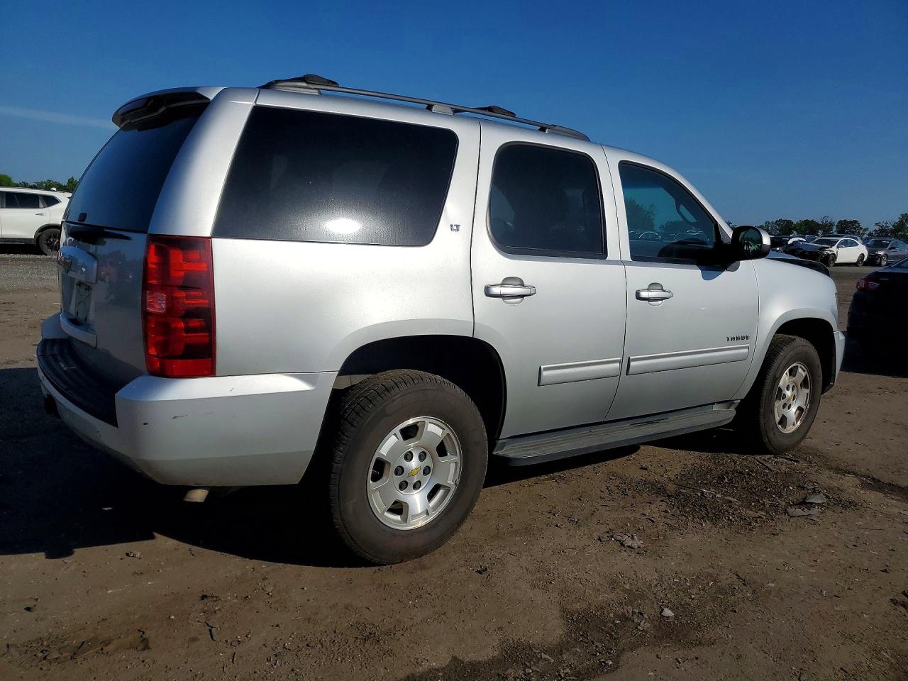 2013 Chevrolet Tahoe K1500 Lt Silver vin: 1GNSKBE07DR249797