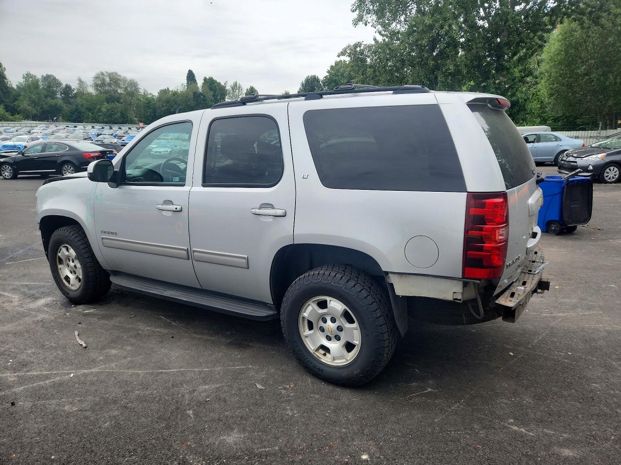 2013 Chevrolet Tahoe K1500 Lt Silver vin: 1GNSKBE07DR255633