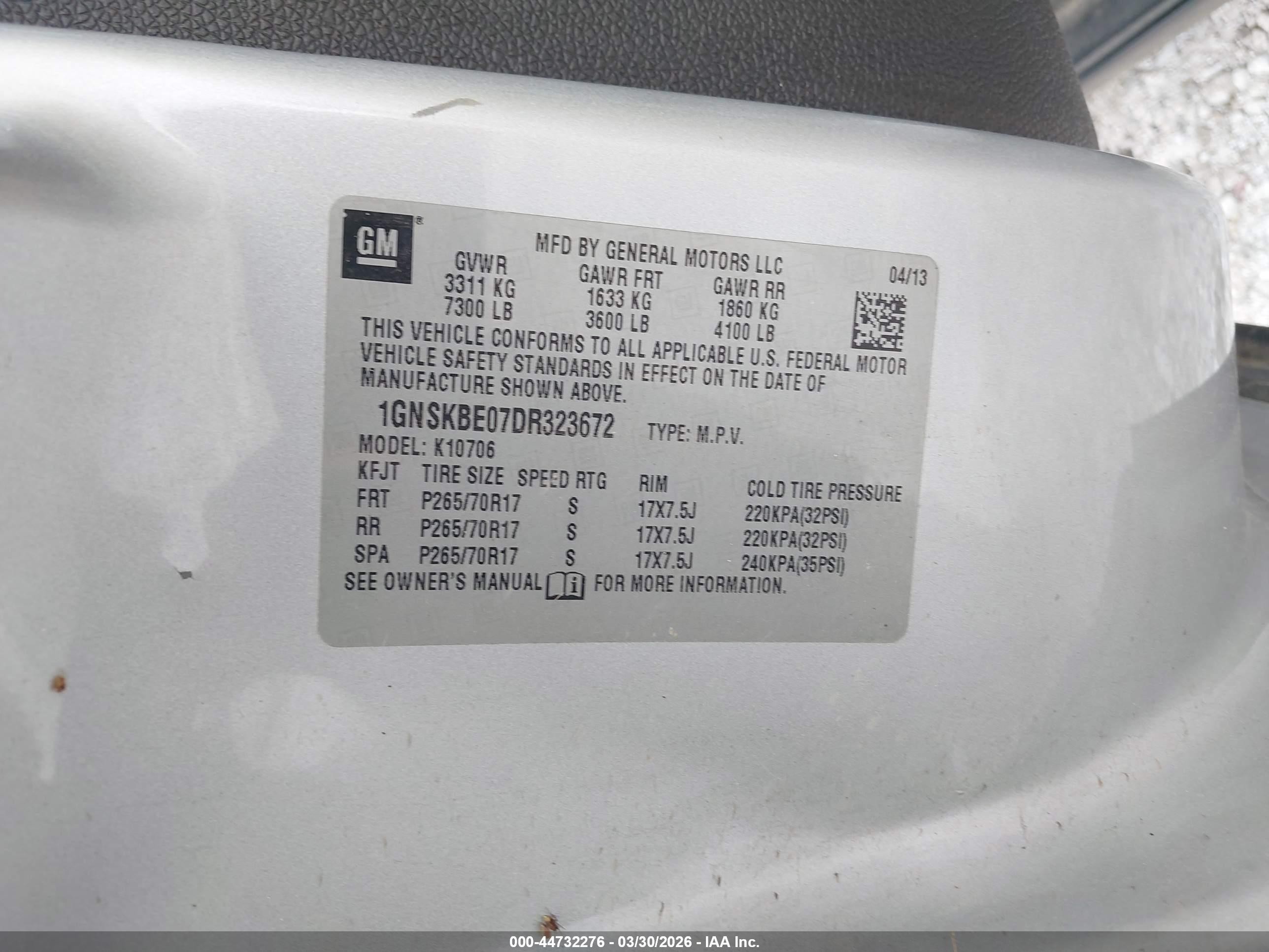 2013 Chevrolet Tahoe Lt Silver vin: 1GNSKBE07DR323672