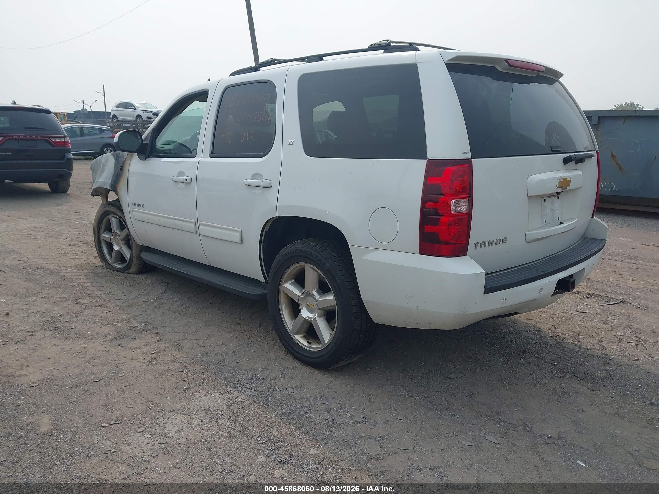 2014 Chevrolet Tahoe Lt Белый vin: 1GNSKBE07ER109668
