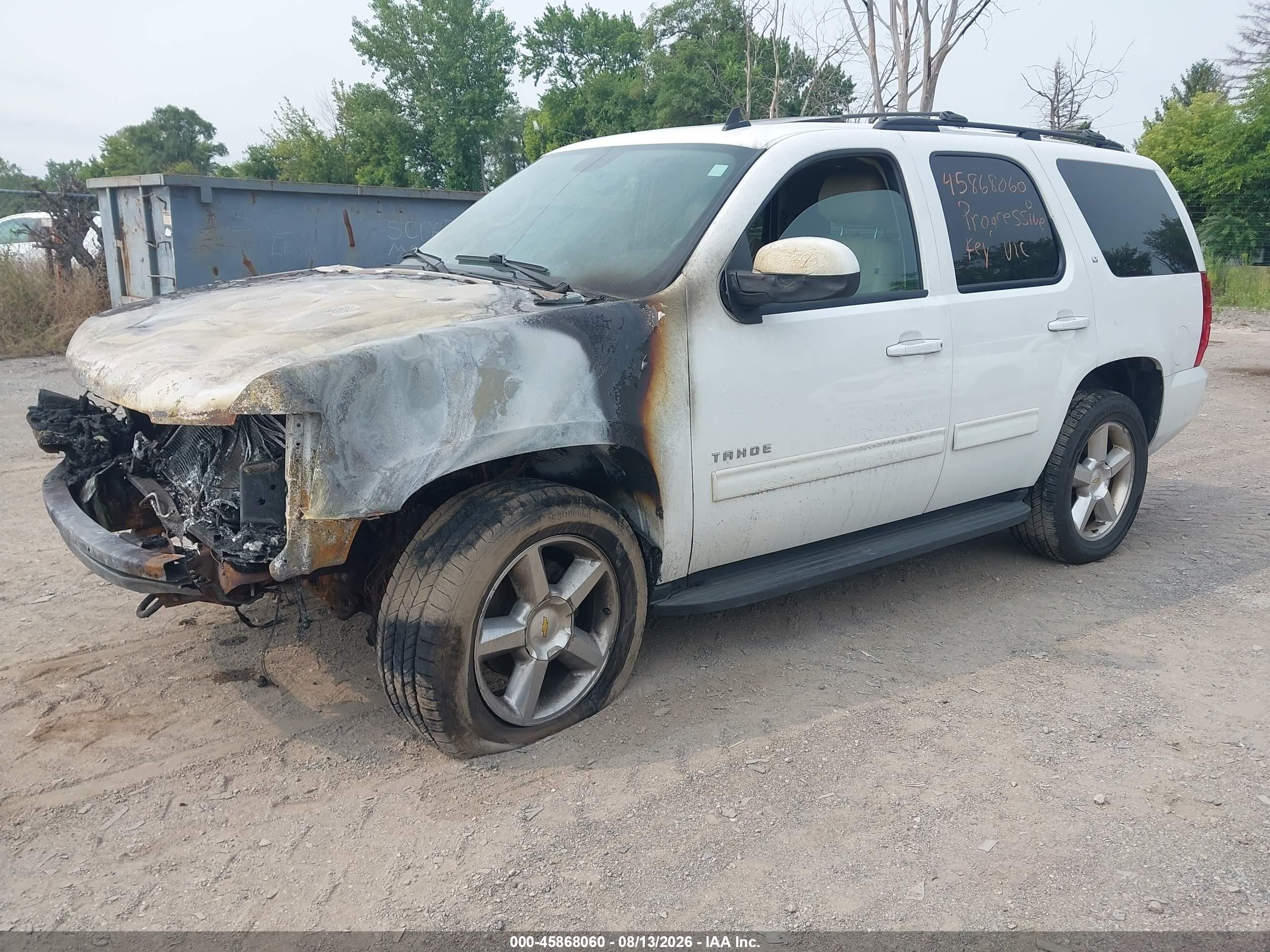 2014 Chevrolet Tahoe Lt Белый vin: 1GNSKBE07ER109668