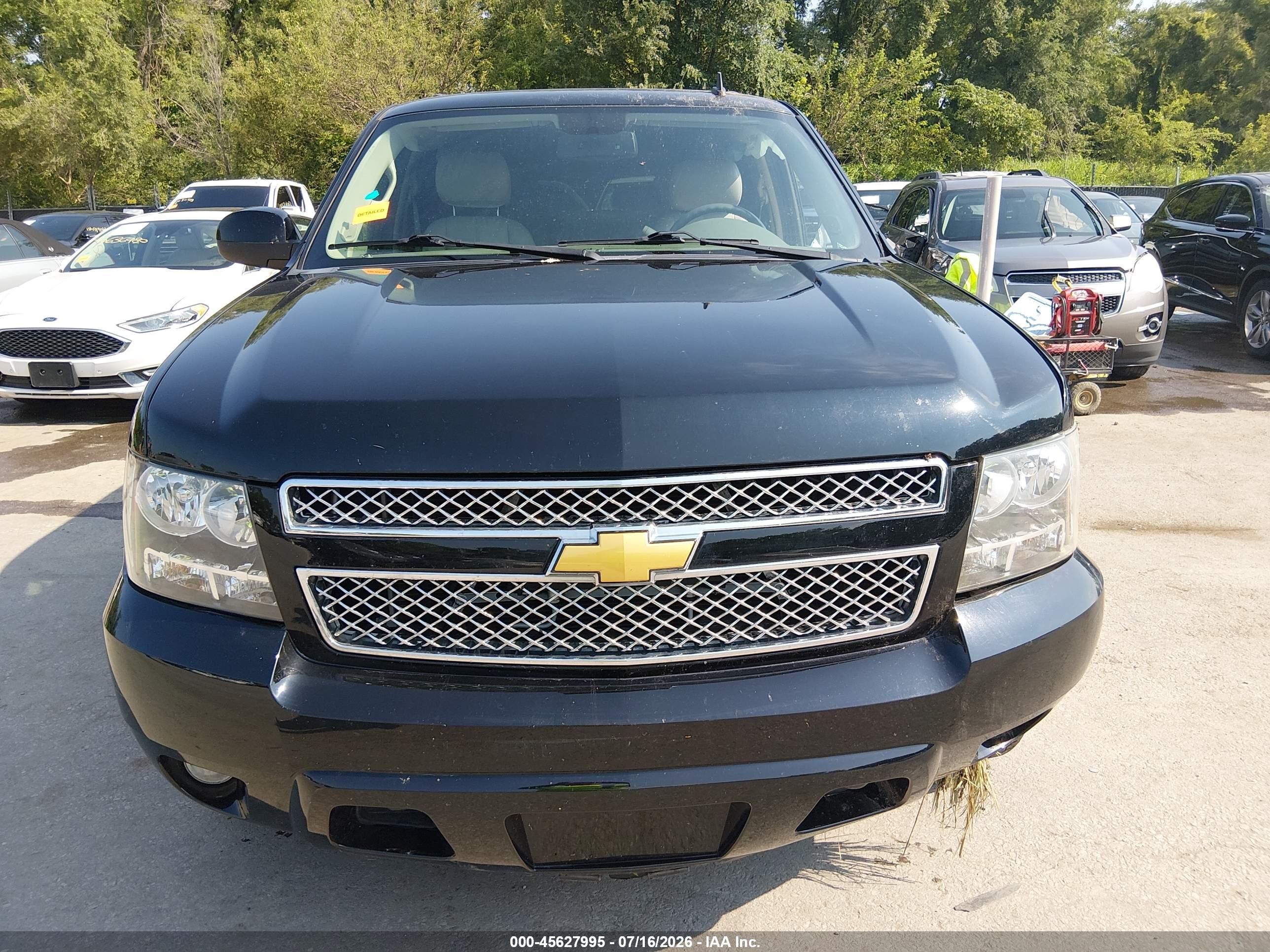 2014 Chevrolet Tahoe Lt Черный vin: 1GNSKBE07ER246464