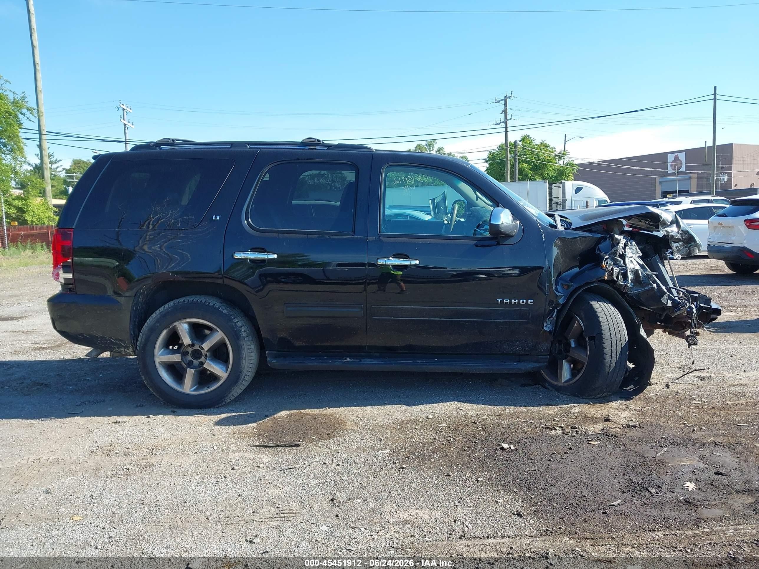 2013 Chevrolet Tahoe Lt Black vin: 1GNSKBE08DR223886