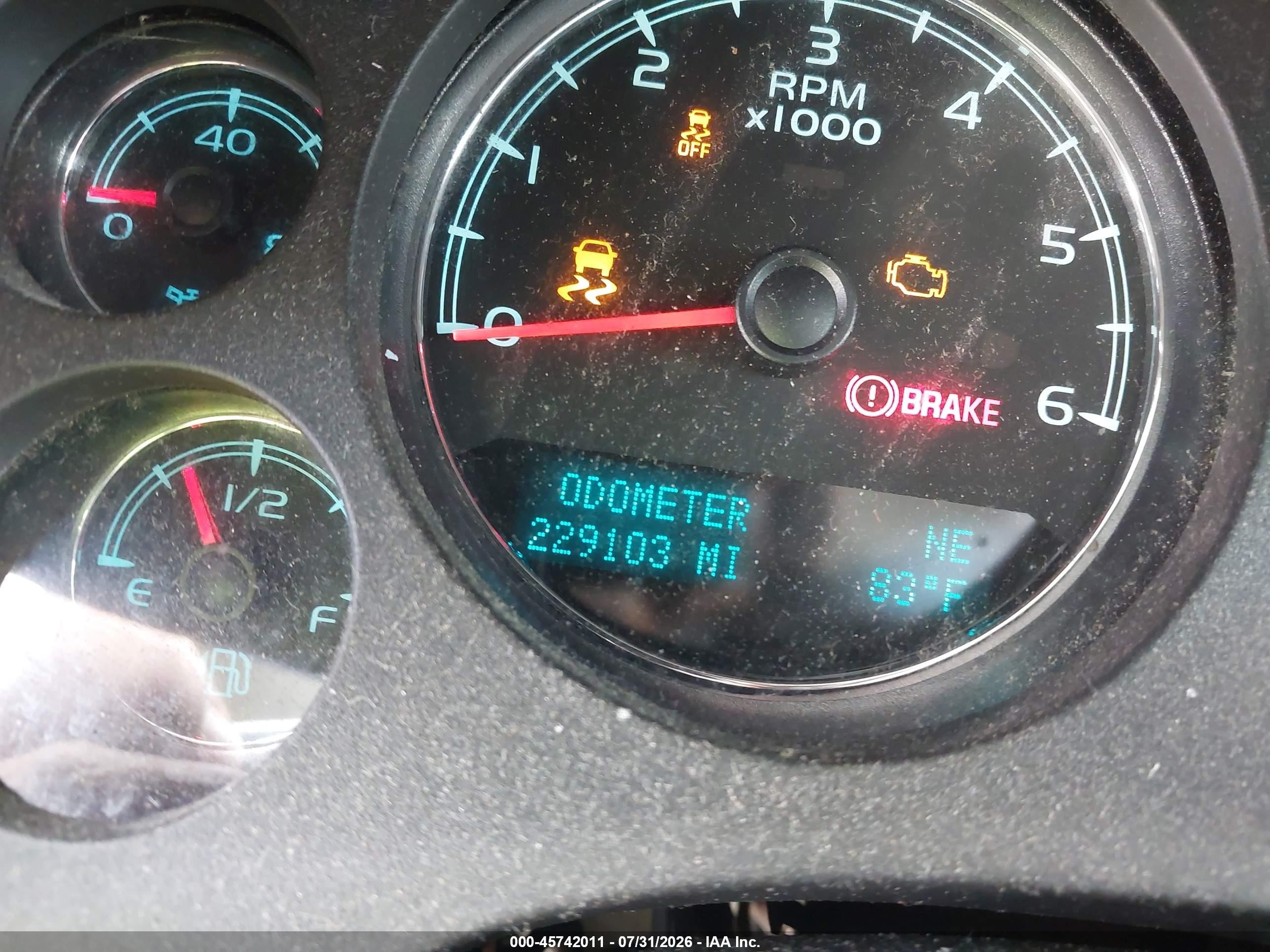 2013 Chevrolet Tahoe Lt Белый vin: 1GNSKBE08DR256645