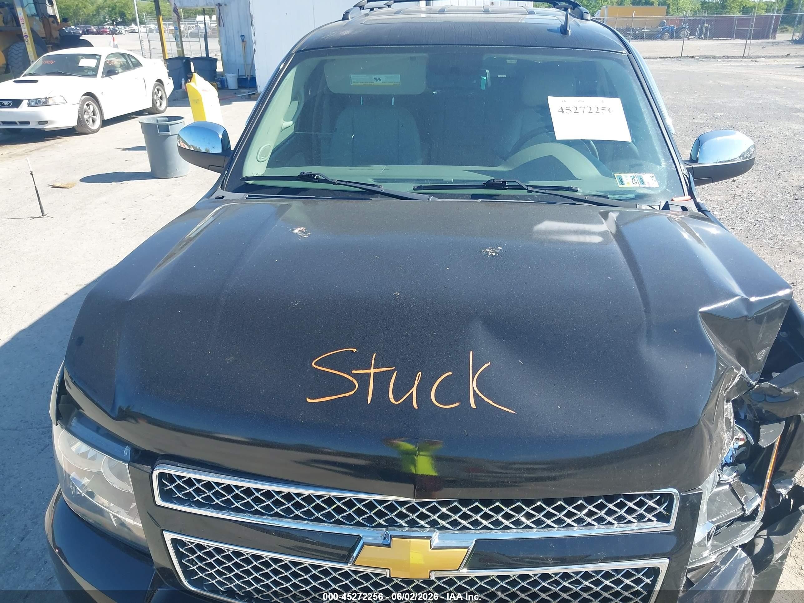 2014 Chevrolet Tahoe Lt Черный vin: 1GNSKBE08ER229057