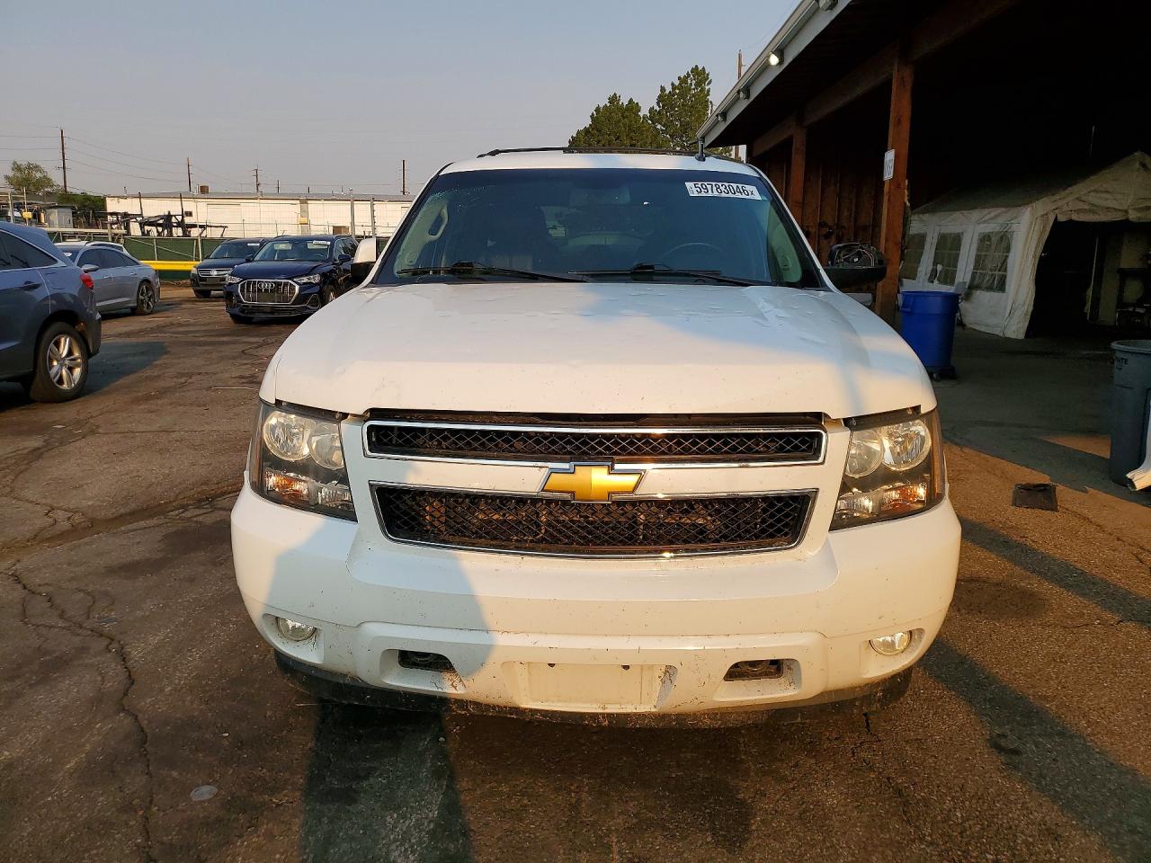 2013 Chevrolet Tahoe K1500 Lt White vin: 1GNSKBE09DR196293
