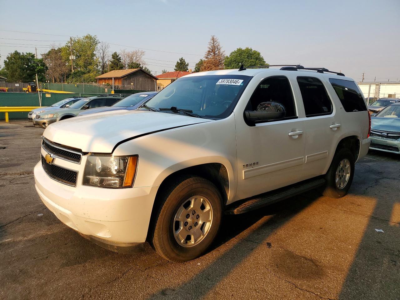2013 Chevrolet Tahoe K1500 Lt White vin: 1GNSKBE09DR196293