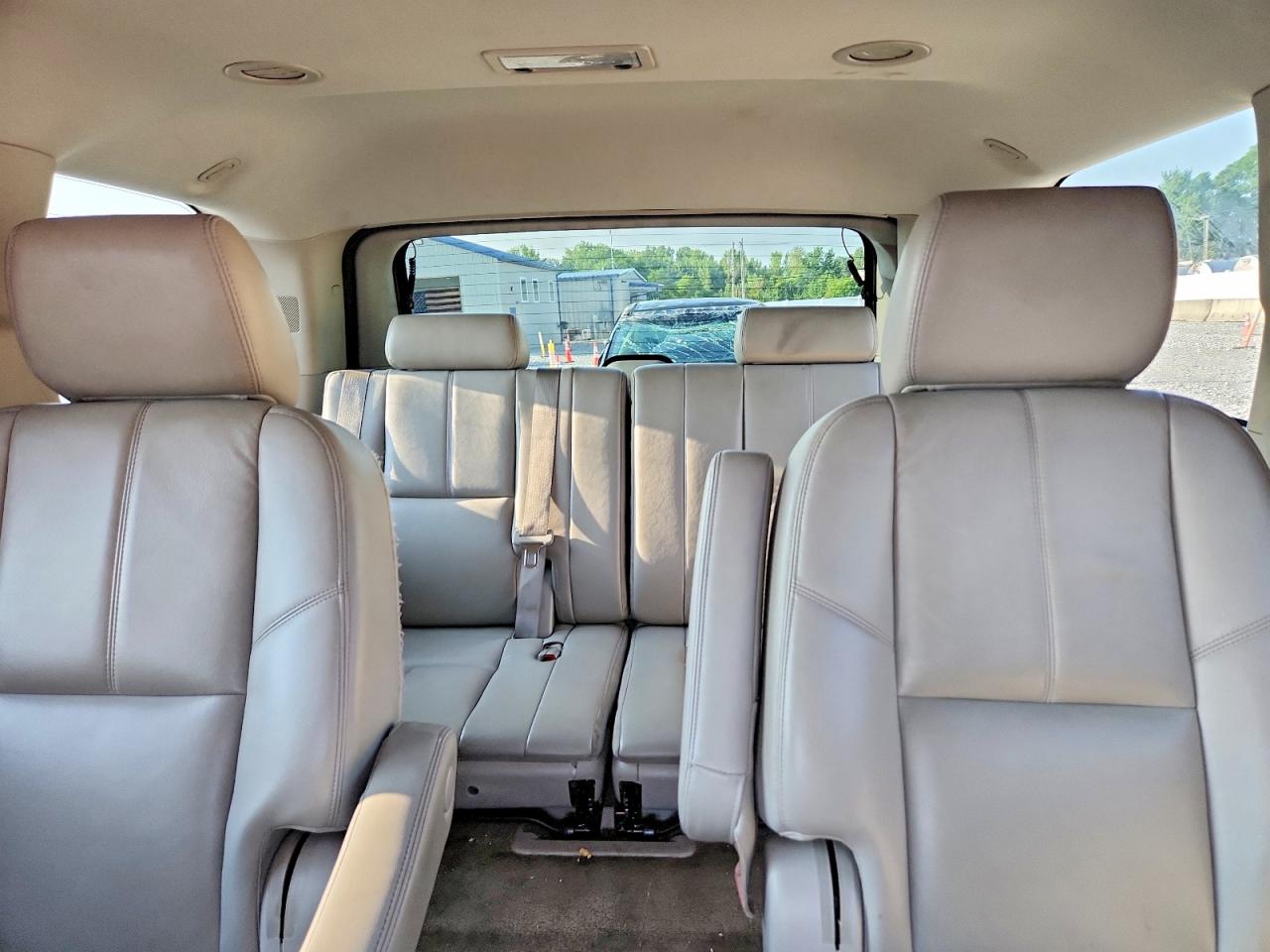 2013 Chevrolet Tahoe K1500 Lt Red vin: 1GNSKBE0XDR184413