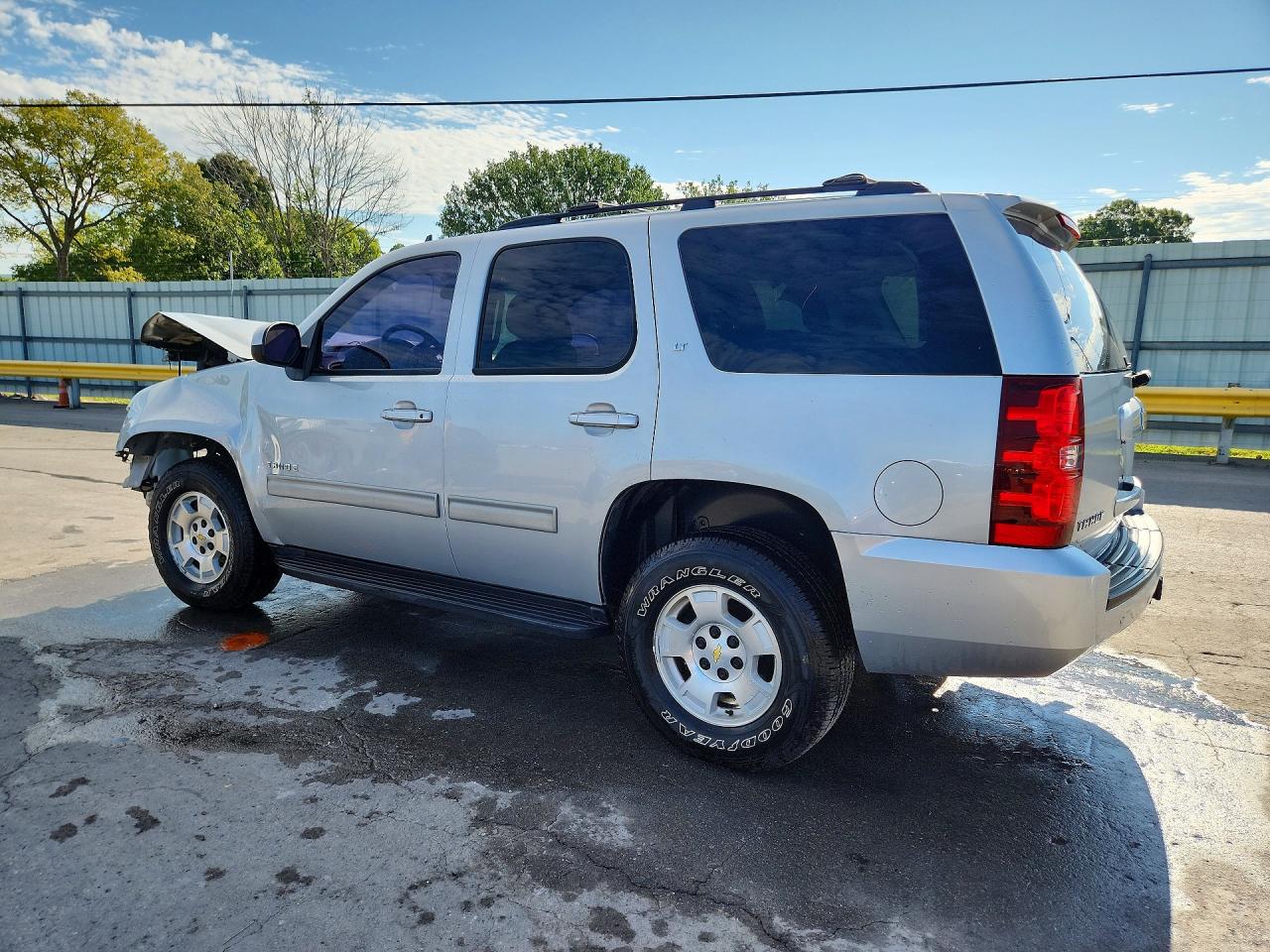 2013 Chevrolet Tahoe K1500 Lt Silver vin: 1GNSKBE0XDR337937