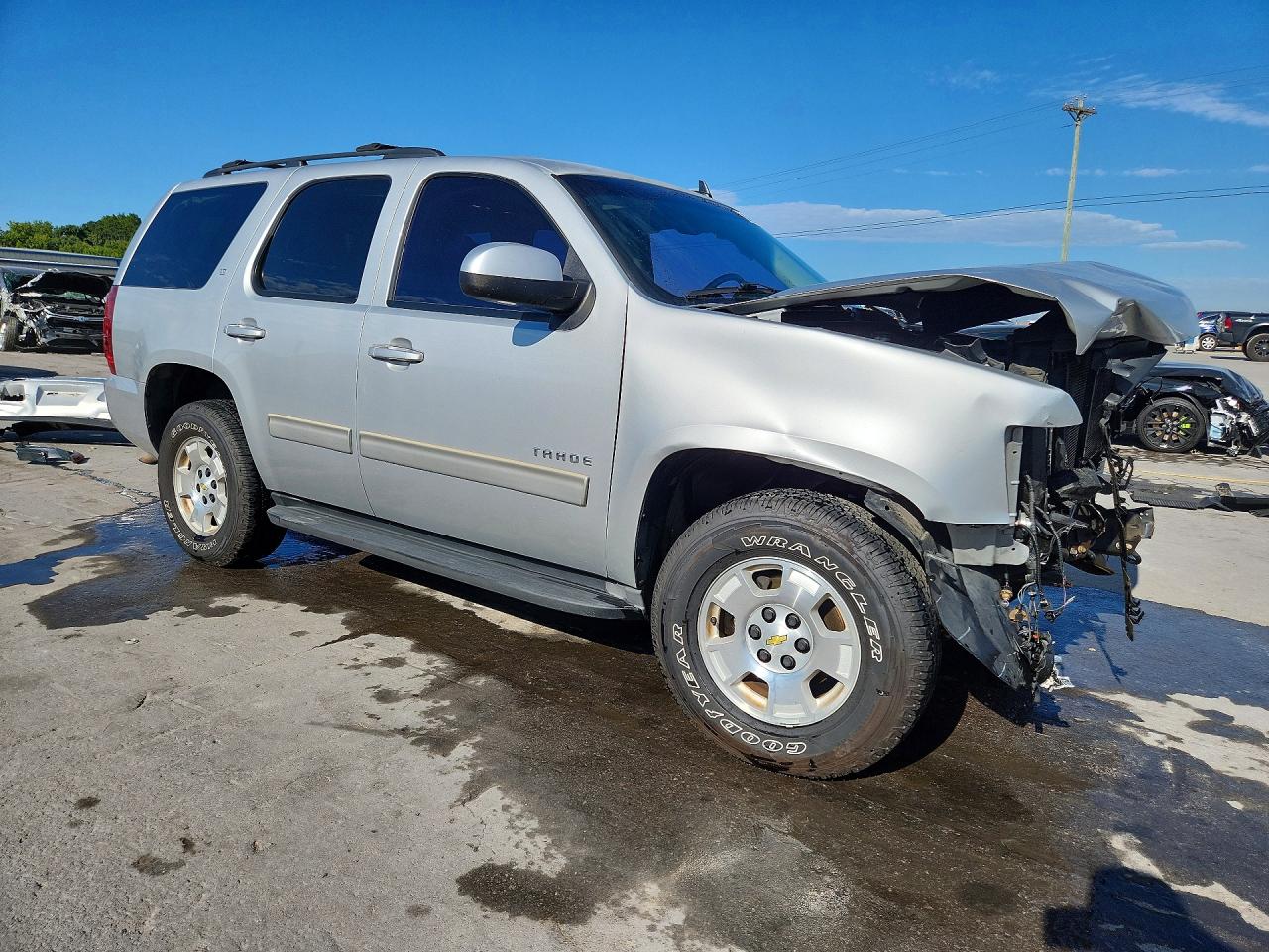 2013 Chevrolet Tahoe K1500 Lt Silver vin: 1GNSKBE0XDR337937